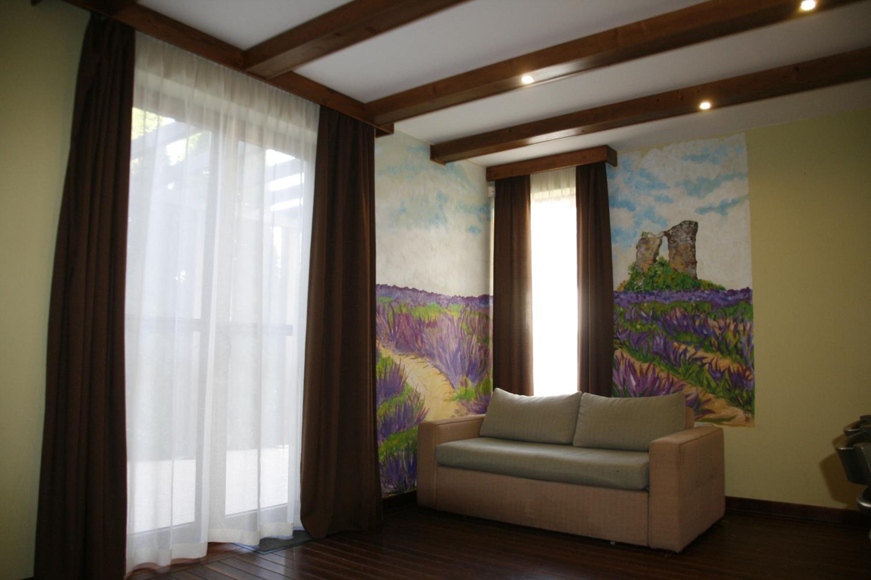 Tó apartmanházak