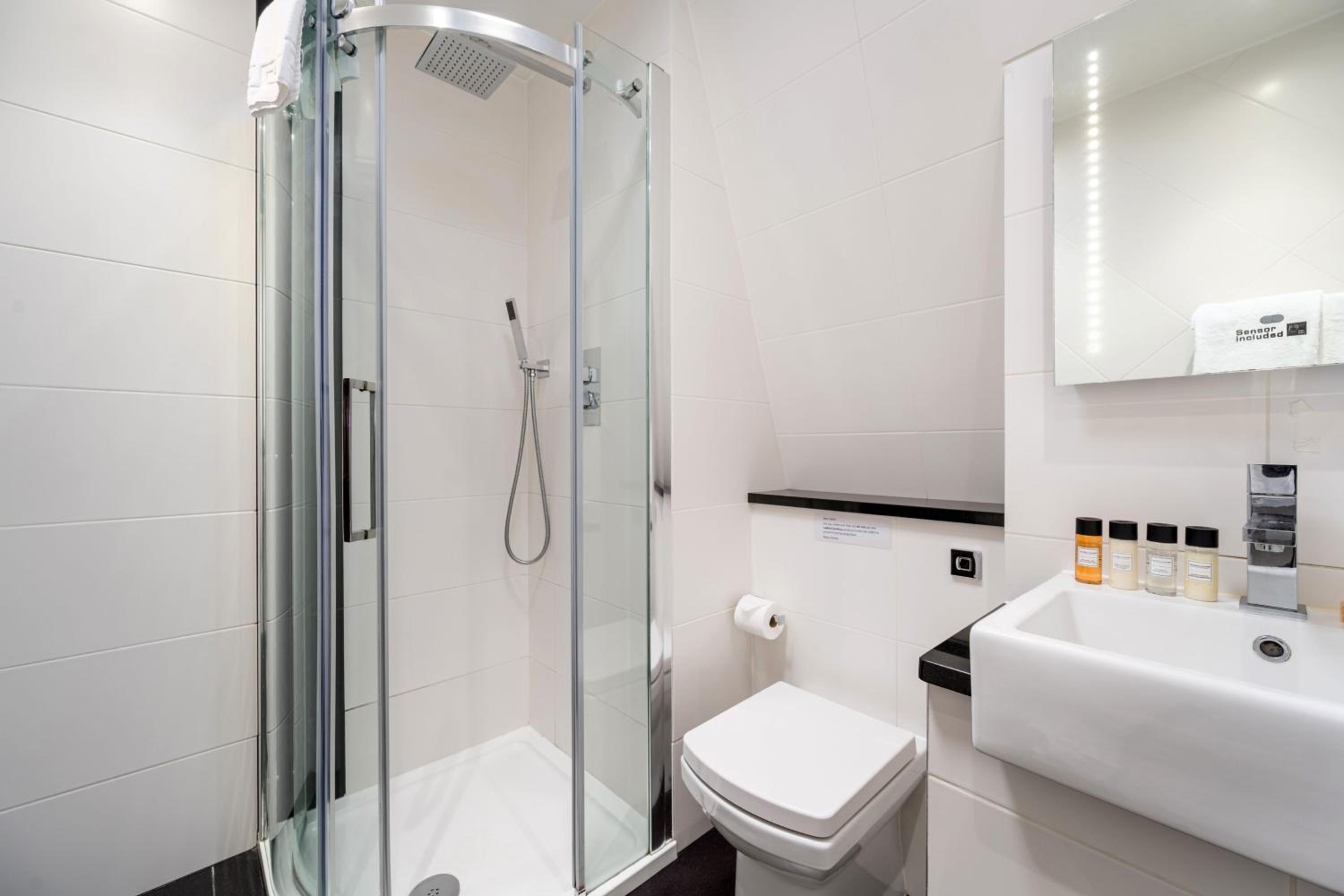 Apartment 5, 48 Bishopsgate by City Living London