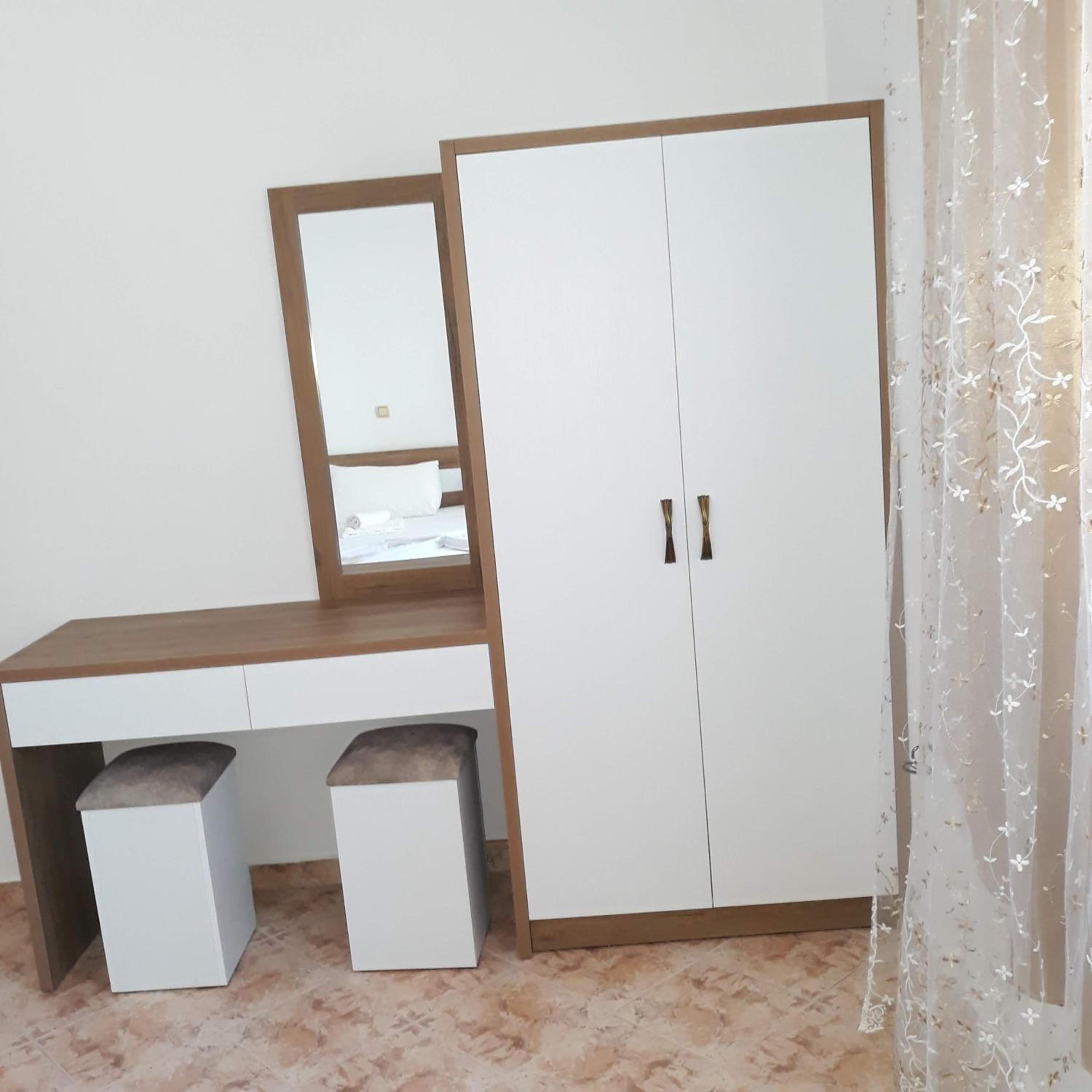 Familiar Apartments!Near the Beach & Butrinti Lake!