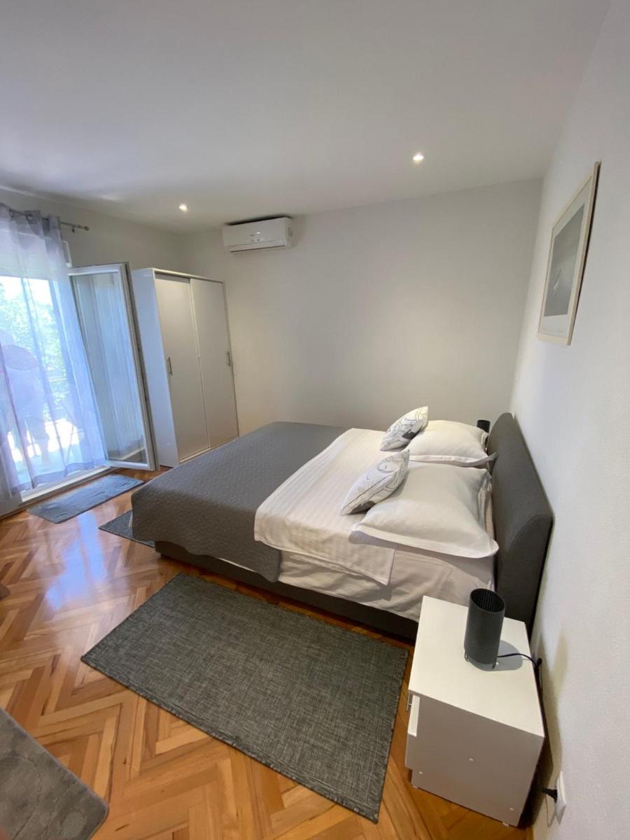 Apartments Maja view 4