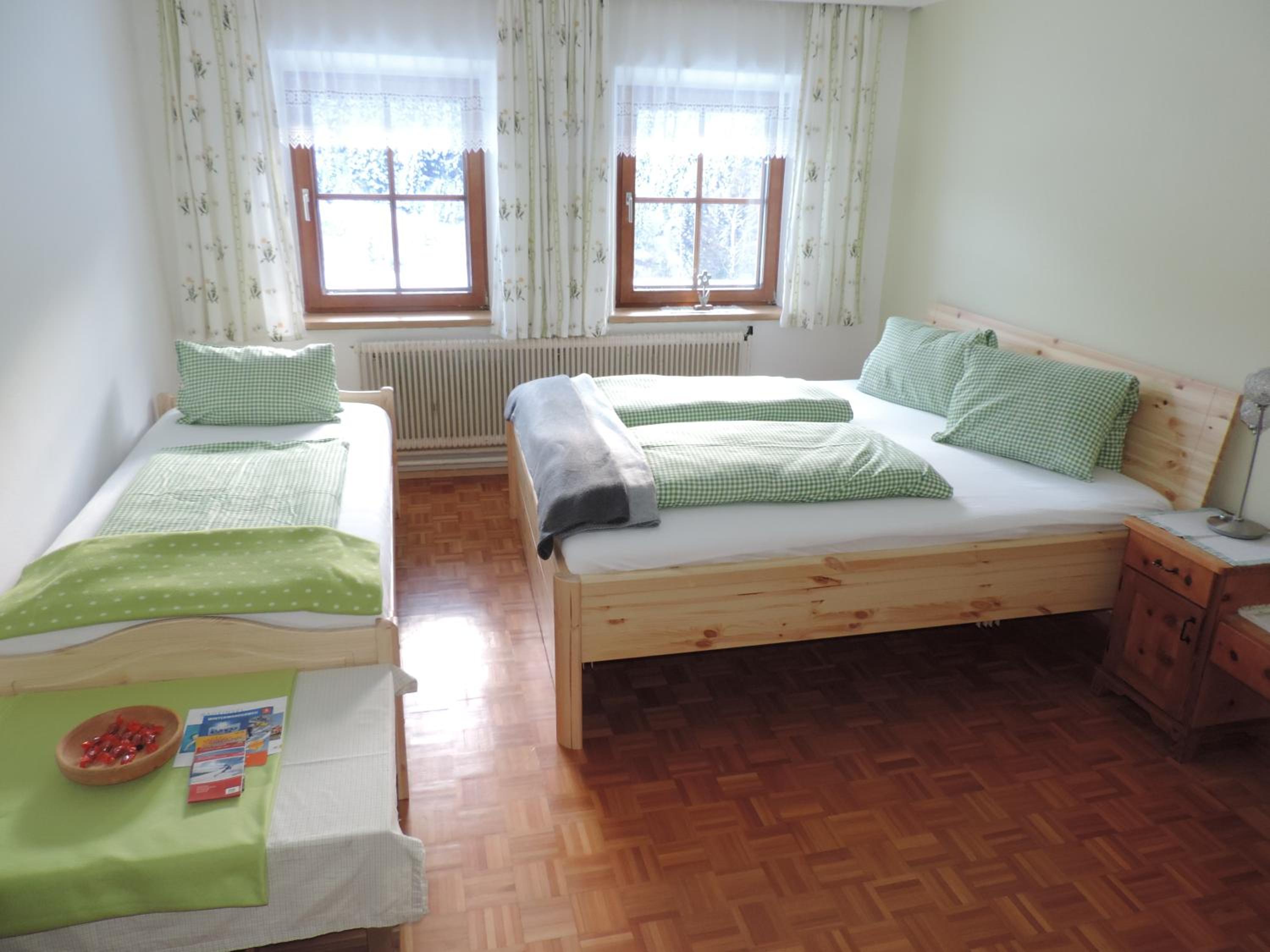 Photo 44