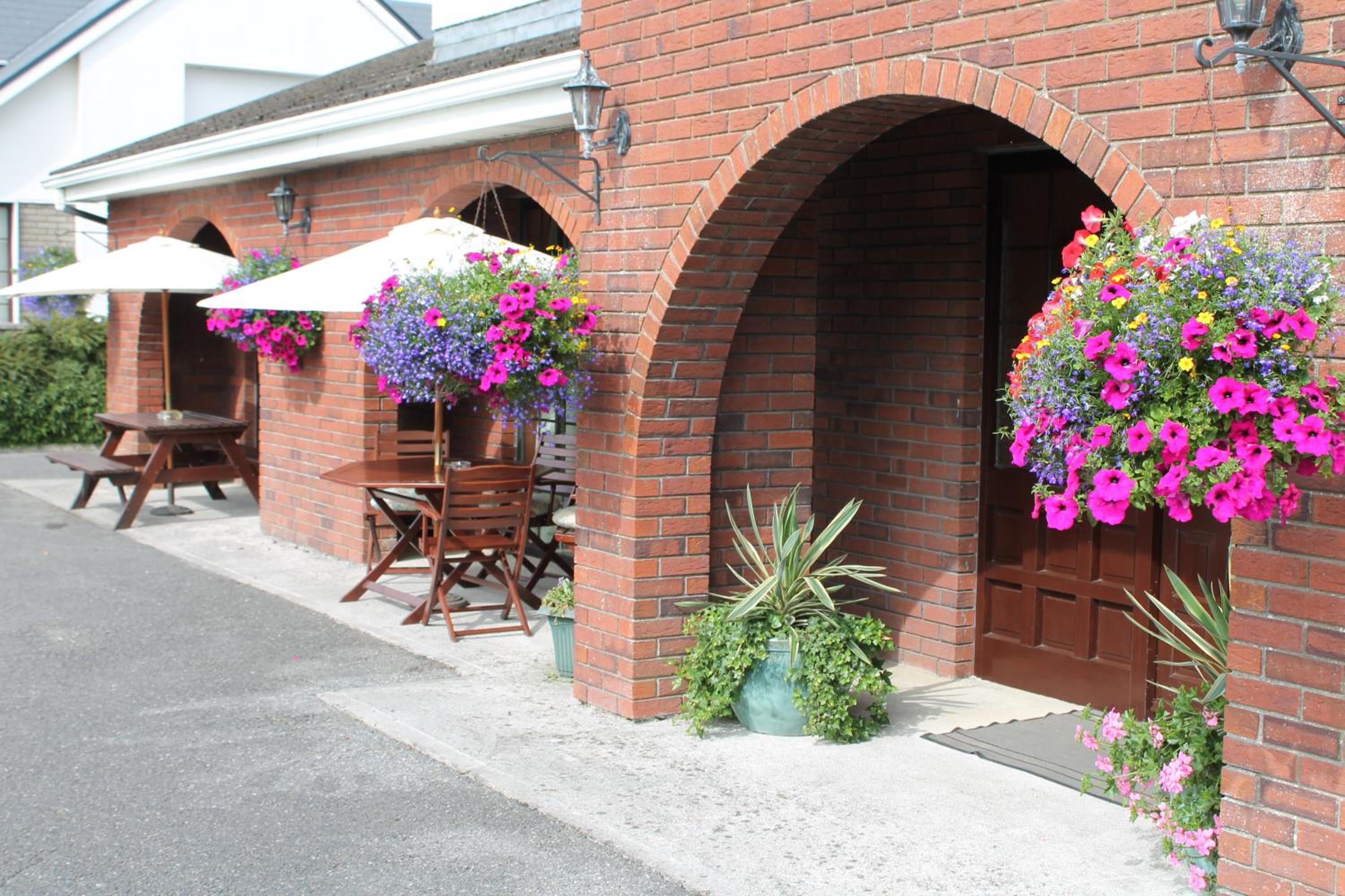 Athlone Vacations - Riverview House - Property Image 8