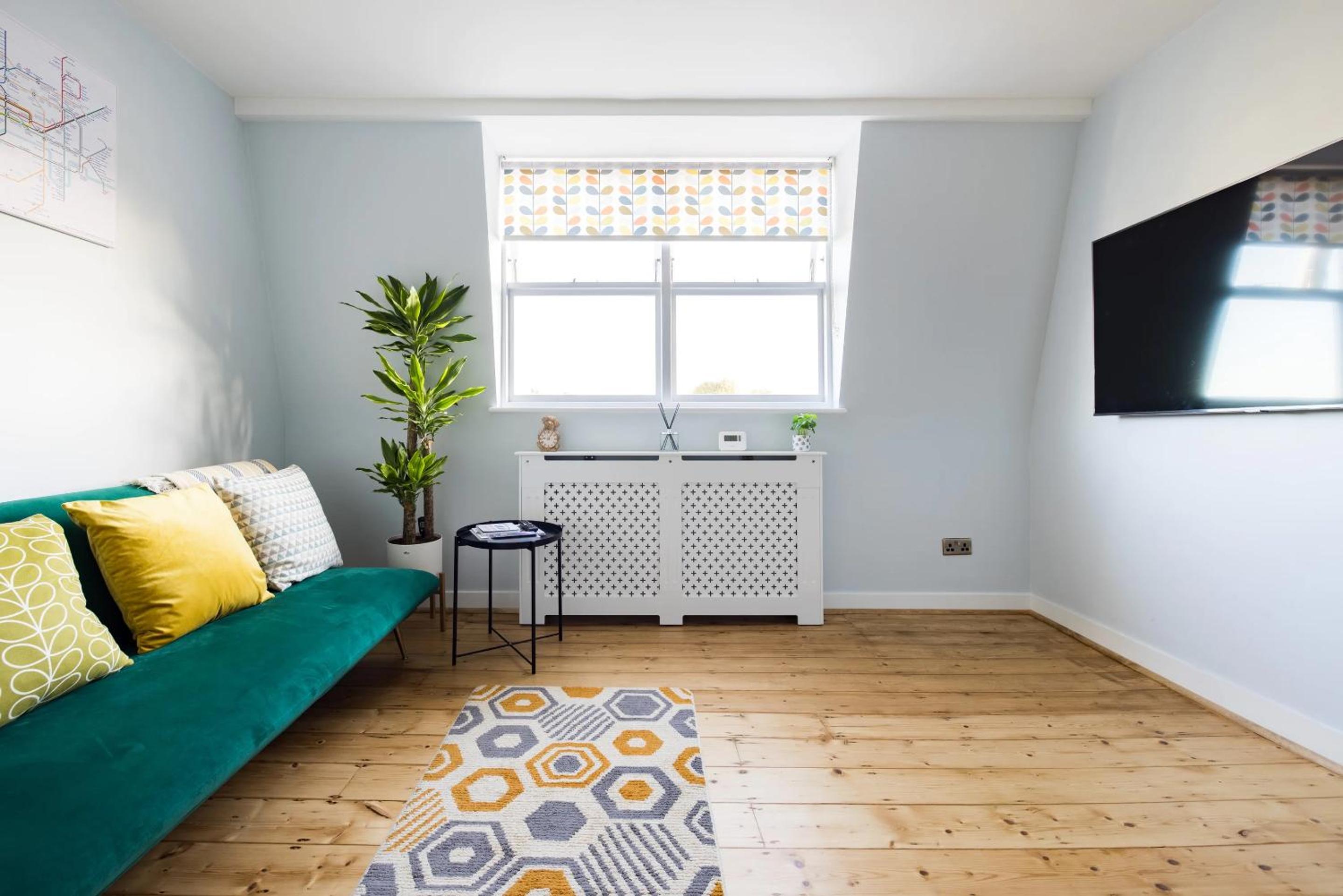 Luxurious 1-Bedroom Apartment in Kensington