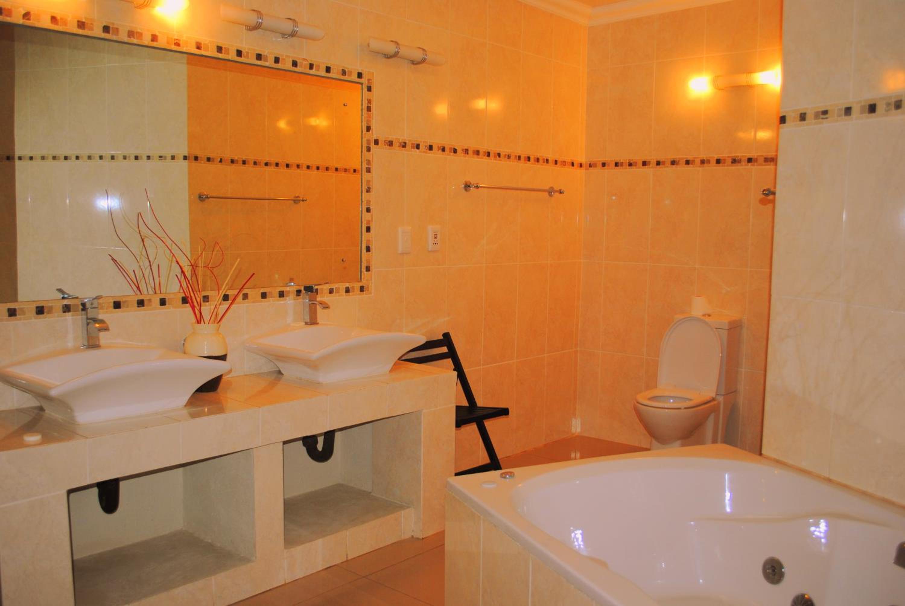Palm Valley Inn And Day Spa