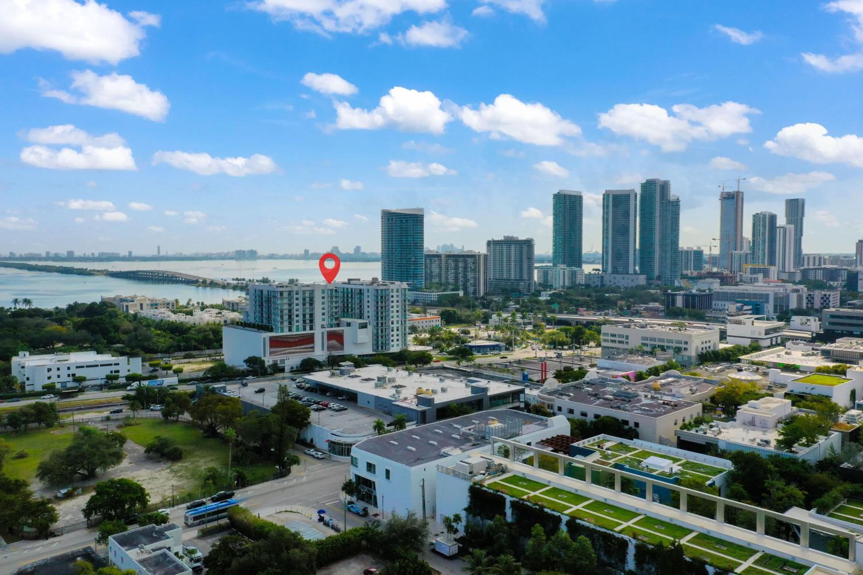 LUXURY 1 BDRM/1B APT IN MIAMI DESIGN DISTRICT AREA