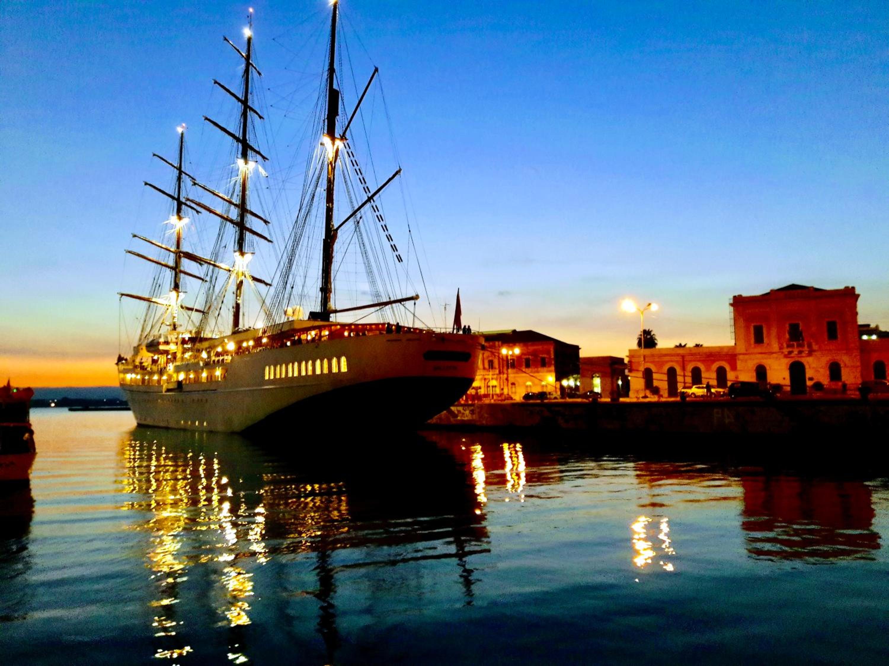 Incantevole appartamento in palazzo storico Ortigia