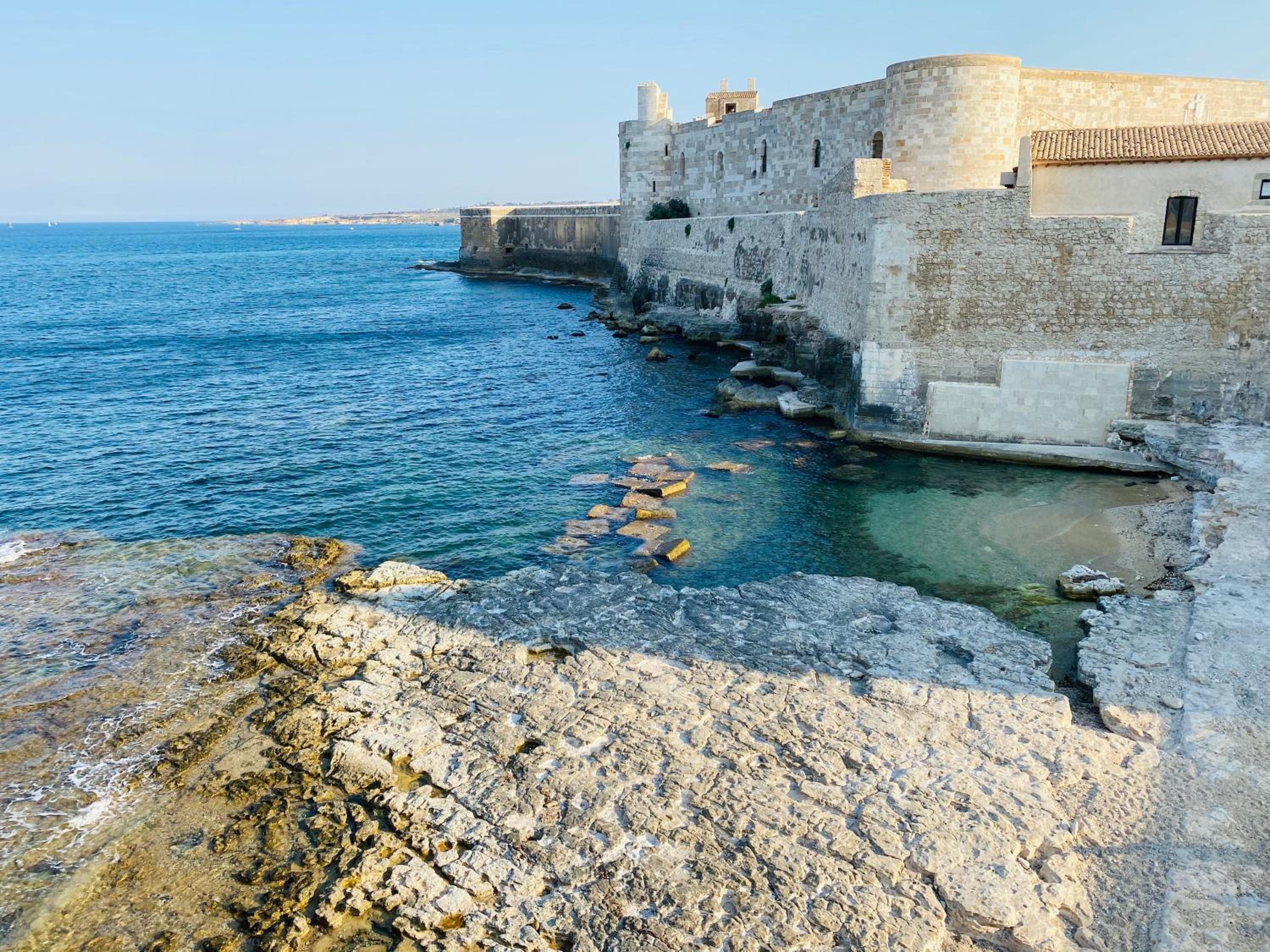 Incantevole appartamento in palazzo storico Ortigia