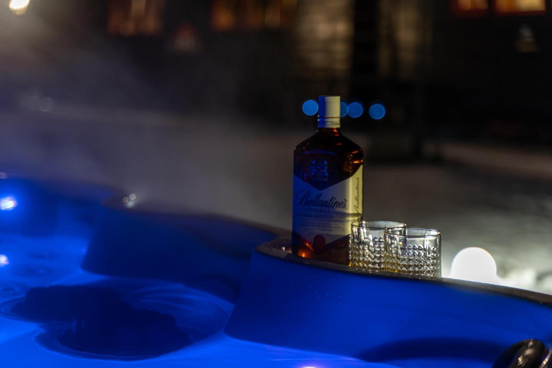 Jacuzzi