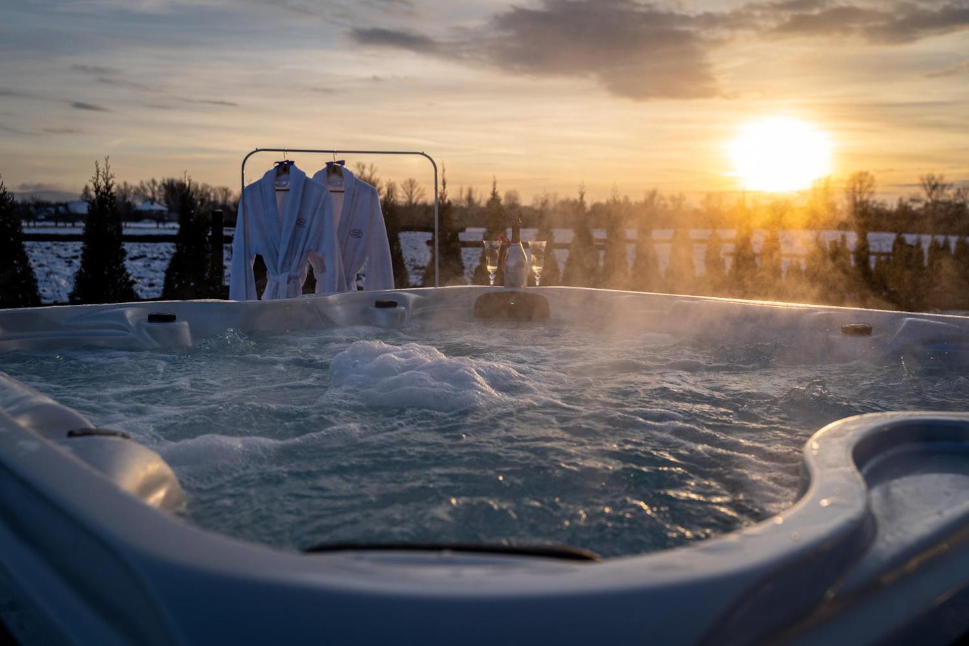 Jacuzzi