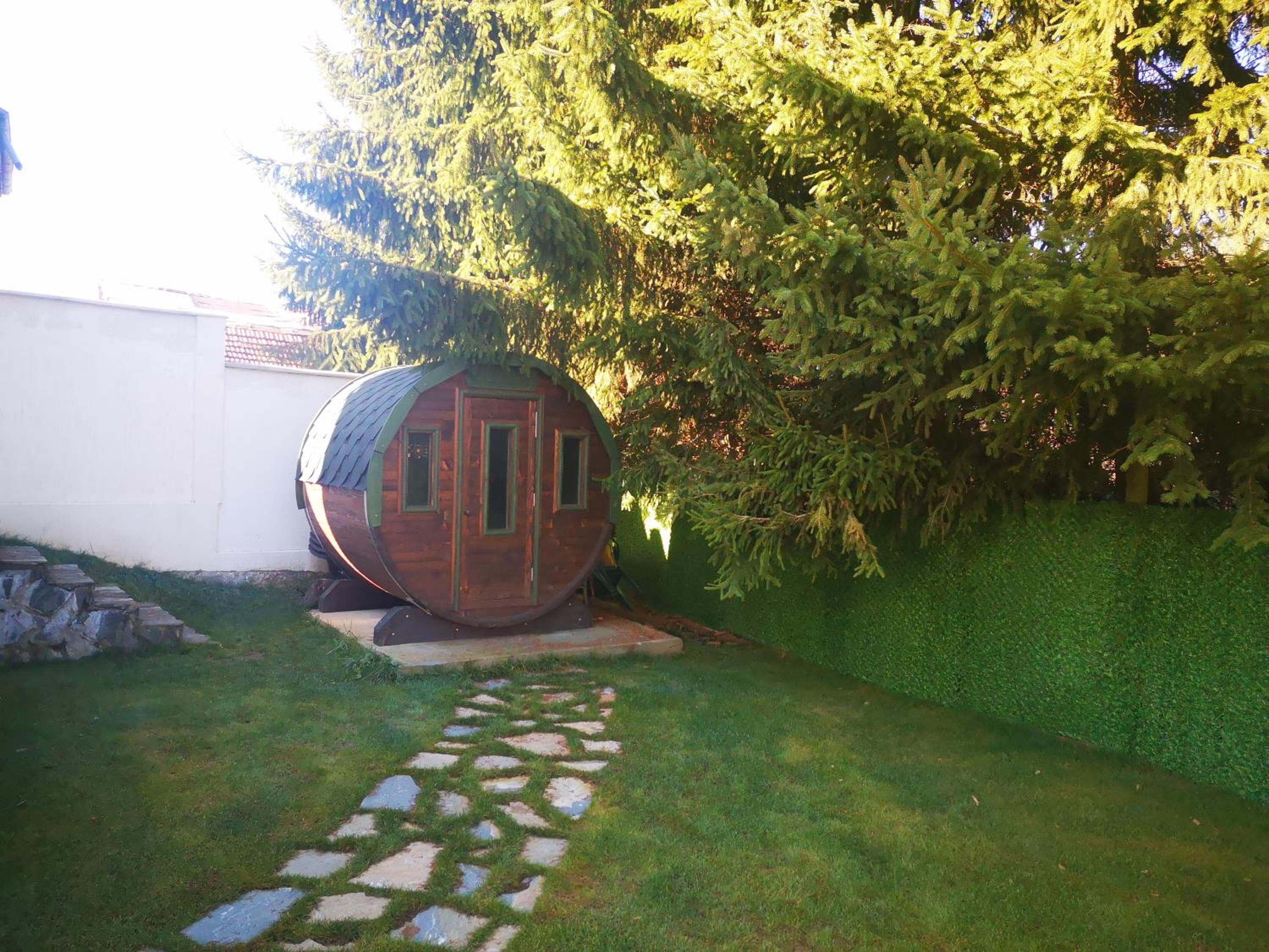Photo 32