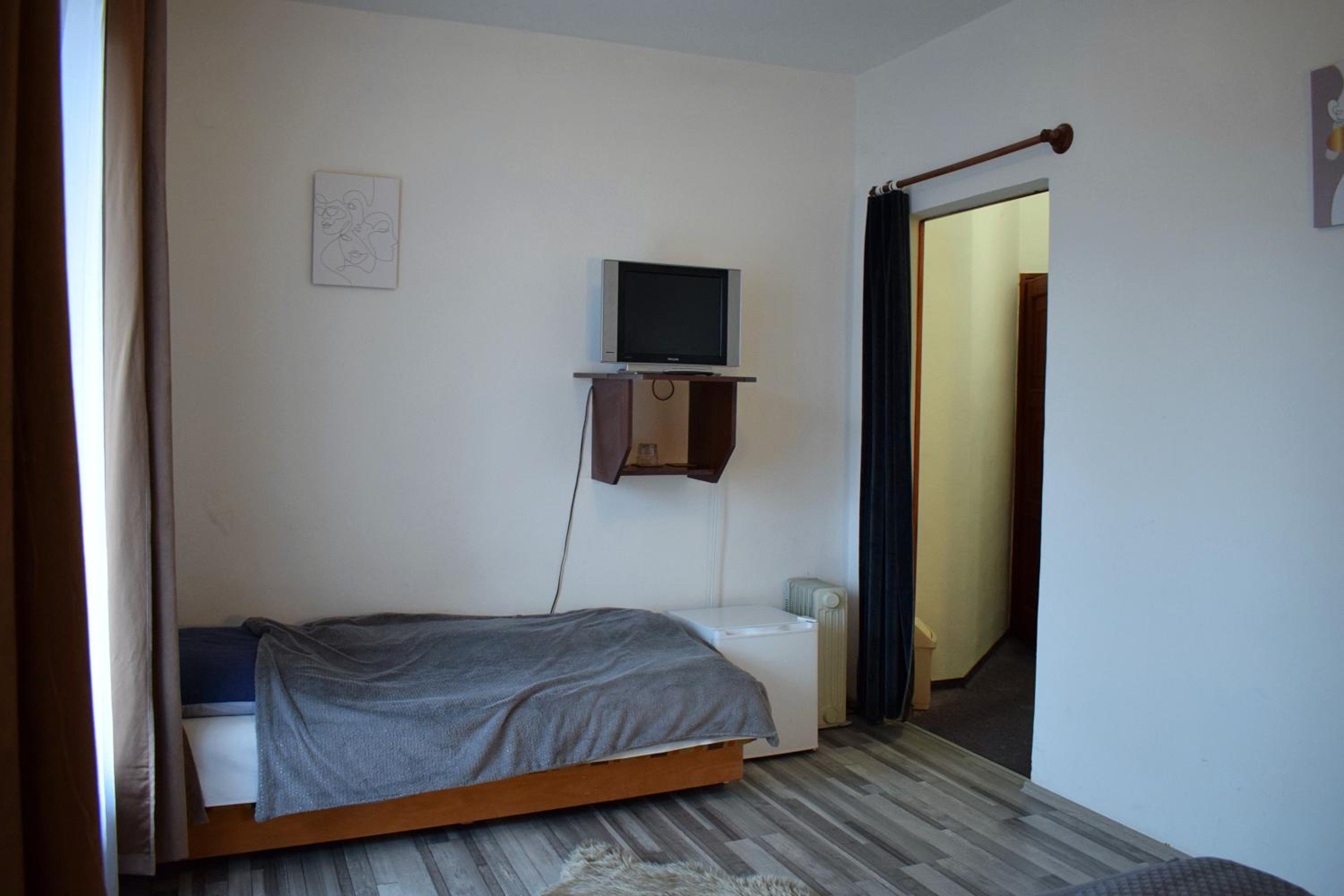 Photo 23