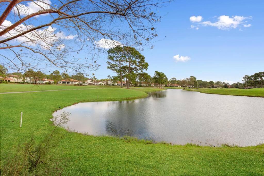 4 Bedroom house on the golf course with 2 golf carts! view 3