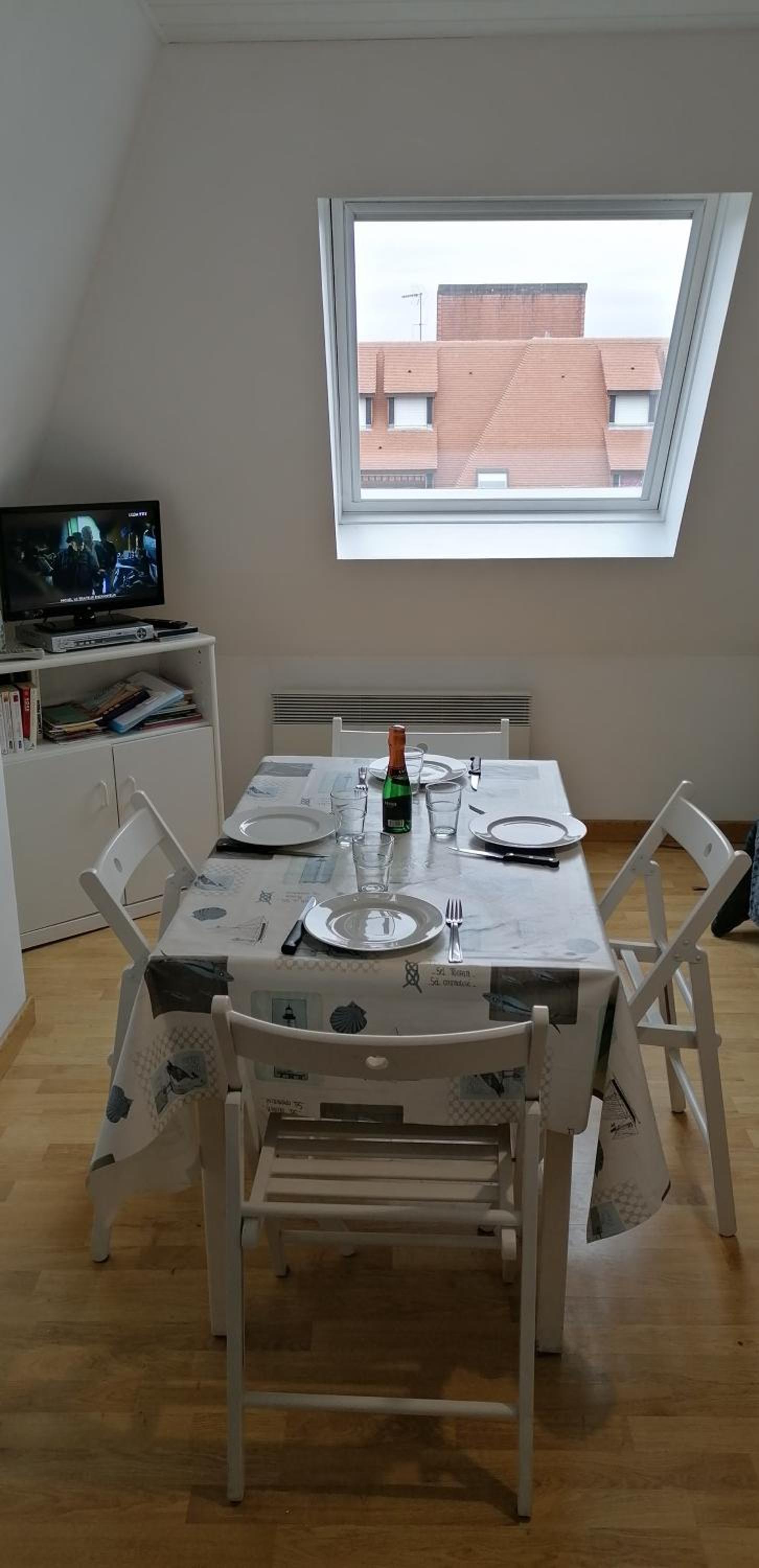 Bel appartement T2 150m plage et tous commerces view 4