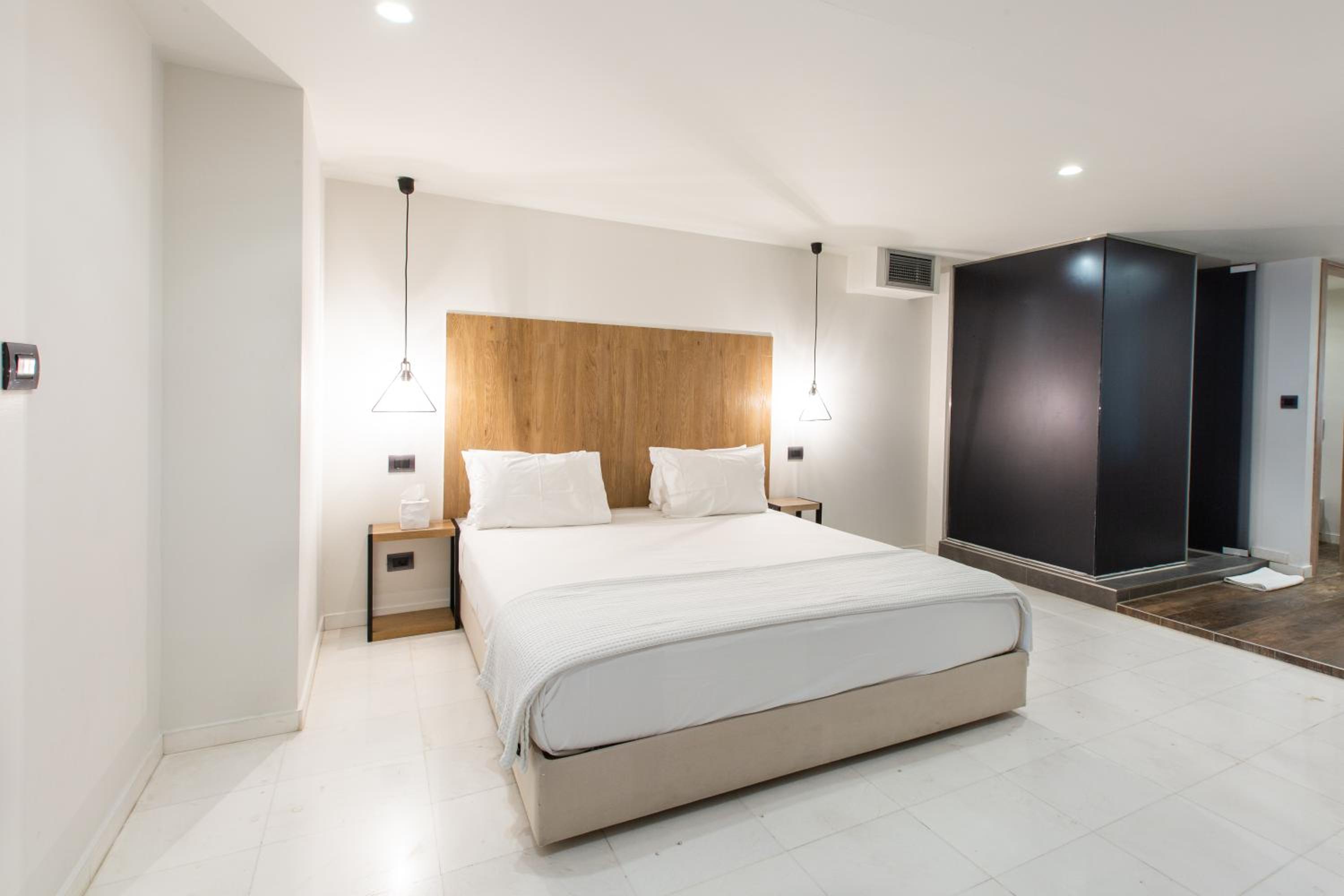 Azelia Suites - Acropolis View