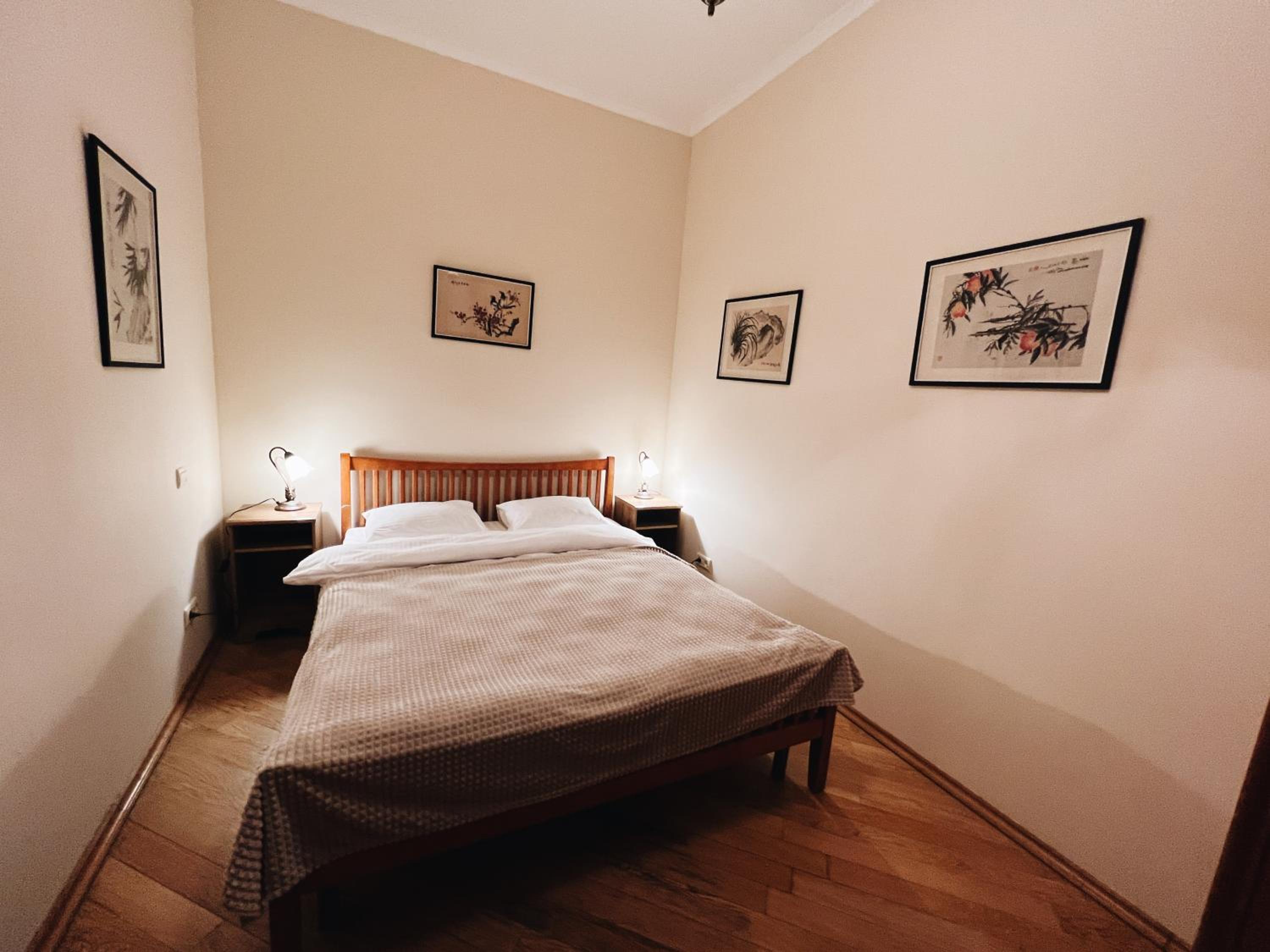 Kyiv Gallery Apartment view 4