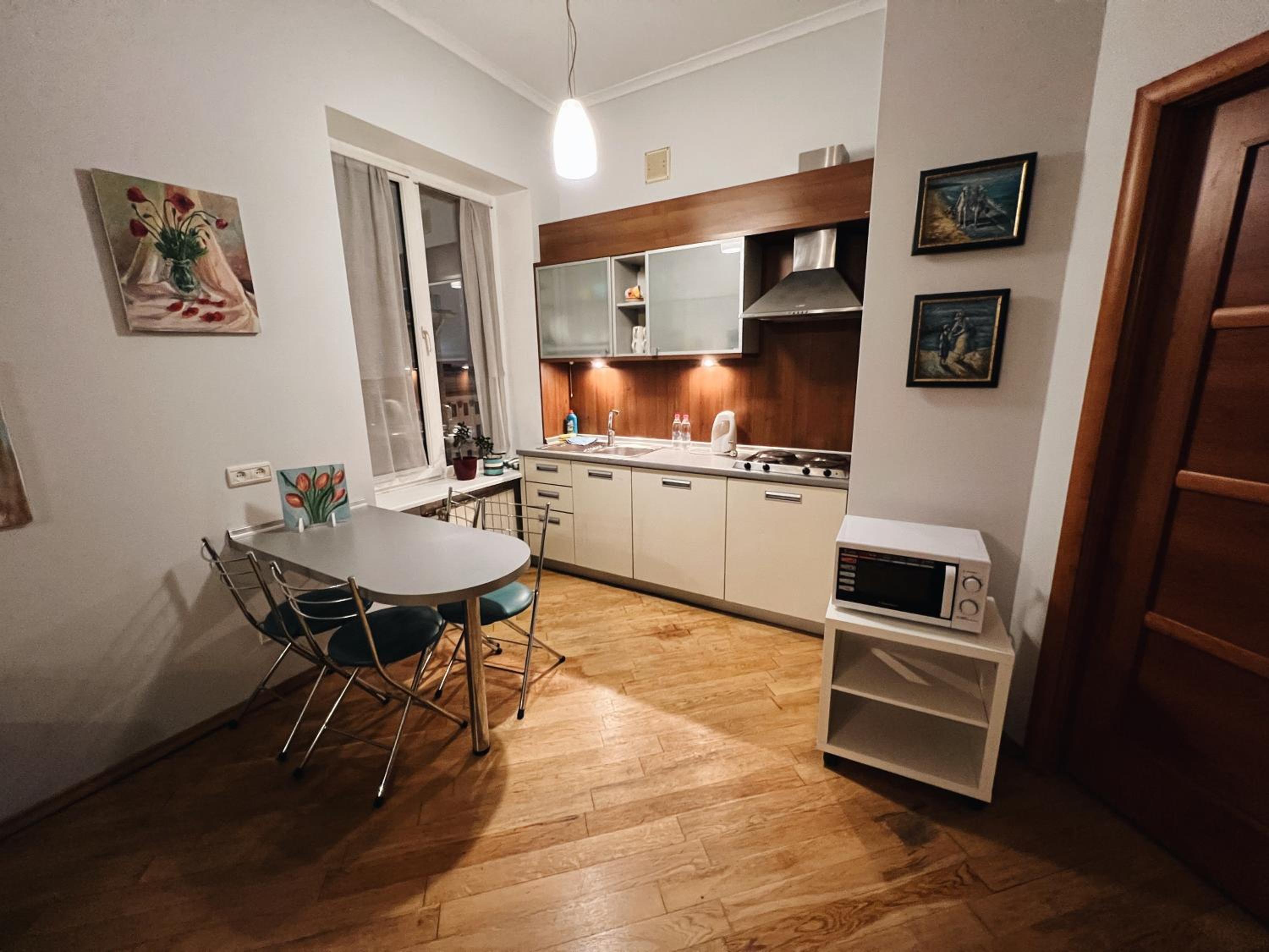 Kyiv Gallery Apartment view 2