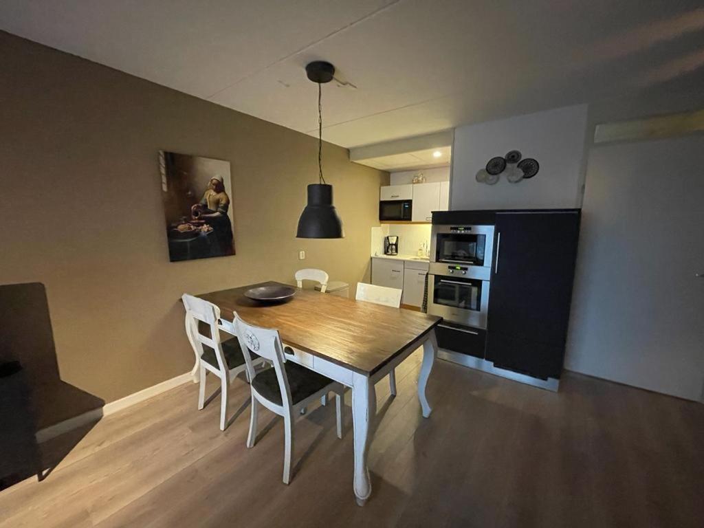 Appartement Makkum aan het strand view 5