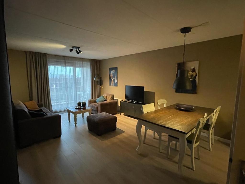 Appartement Makkum aan het strand view 4