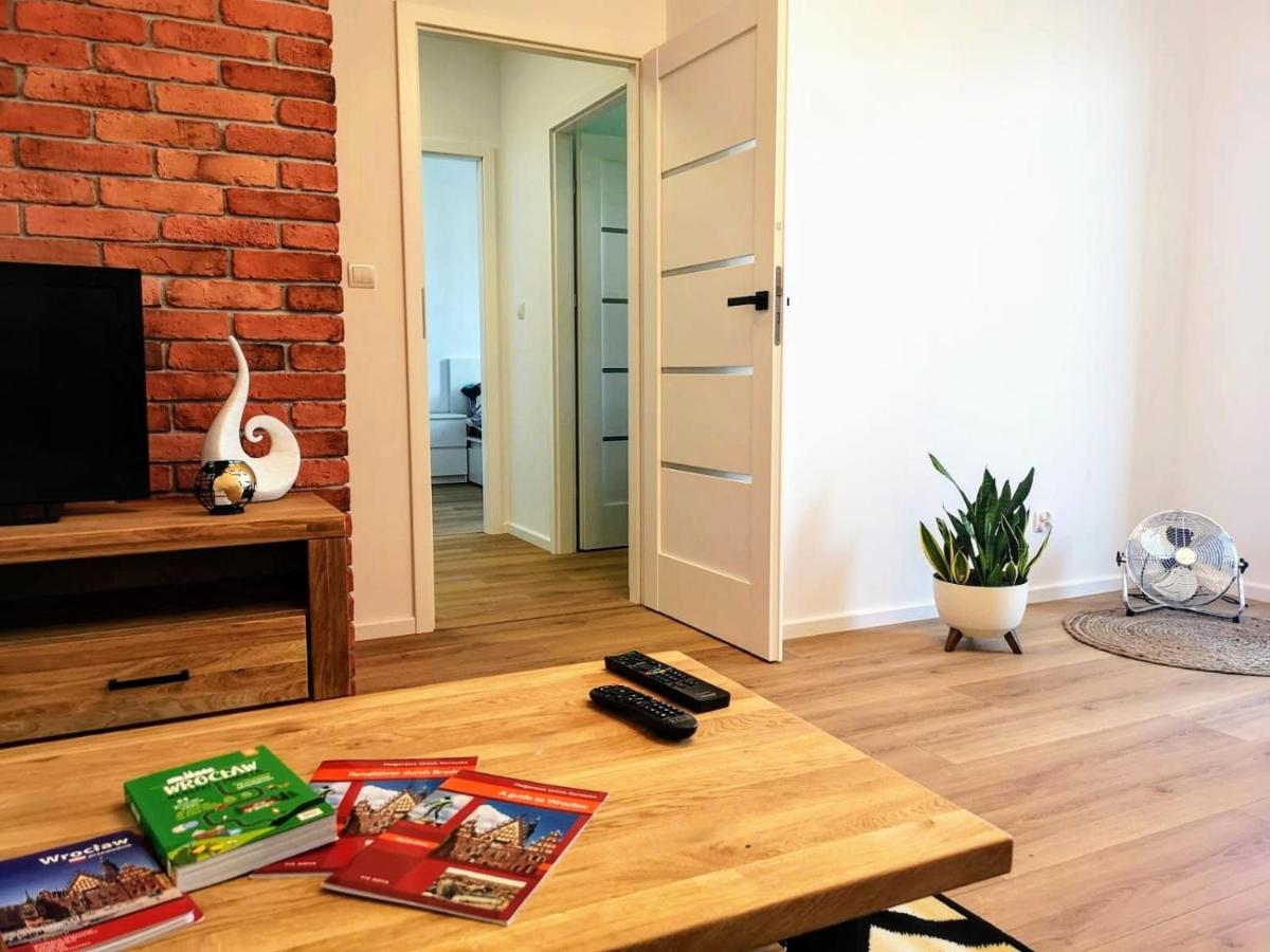 Nowoczesny apartament na Promenadach Wroclawskich view 2