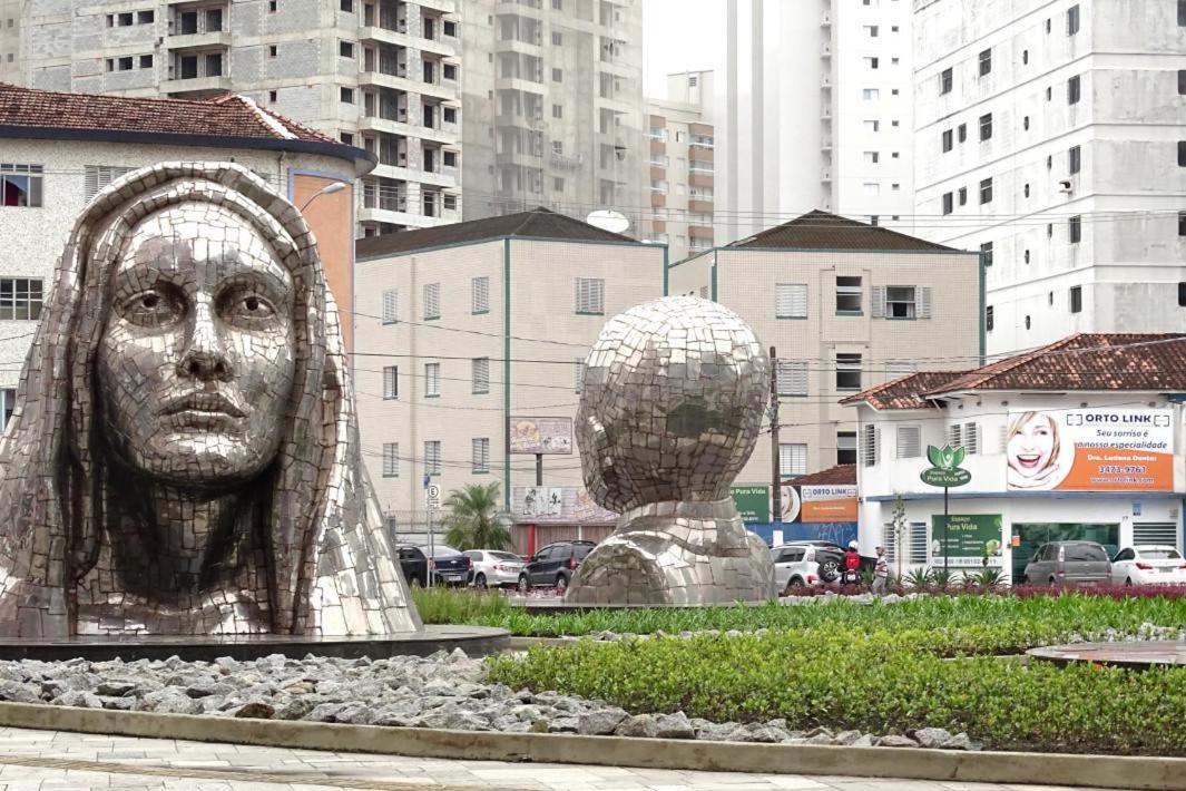 DISPONIVEL NATAL E REVEILLON 2026 - Belíssima e Aconchegante Casa com Piscina e Aquecimento Solar o Ano Todo GRATUITO, Perto da Praia