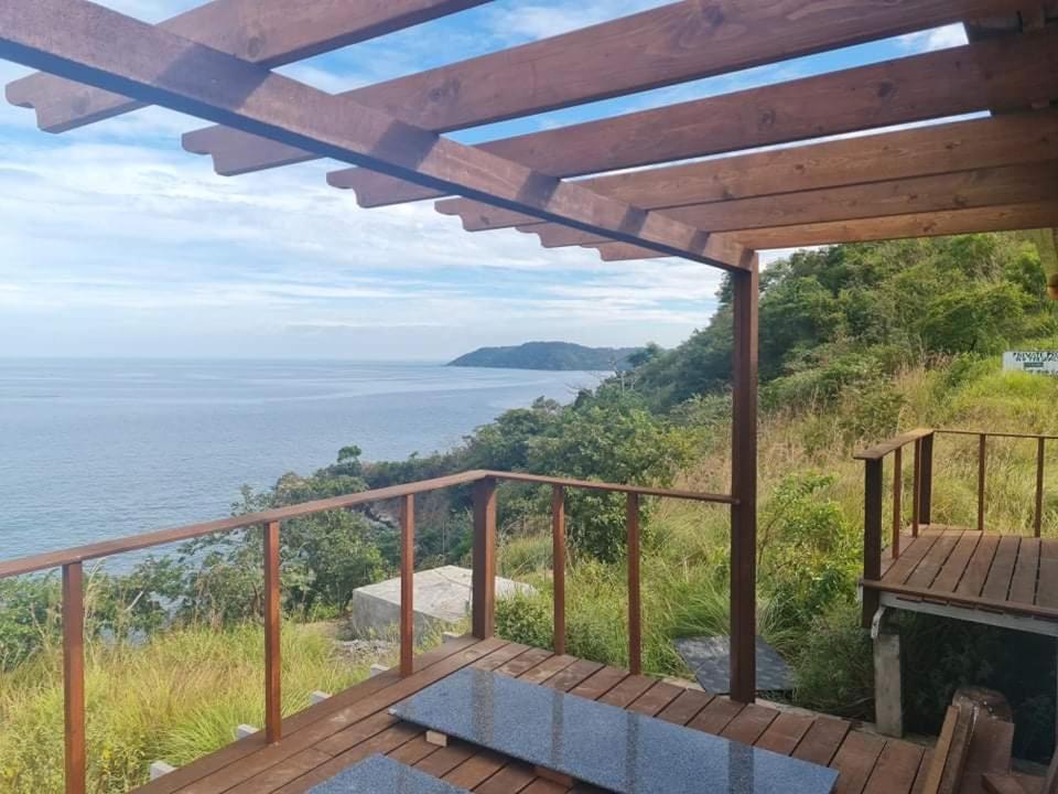 Masamirey Hilltop Cottage with Mini Pool and Beach Access & WIFI view 2