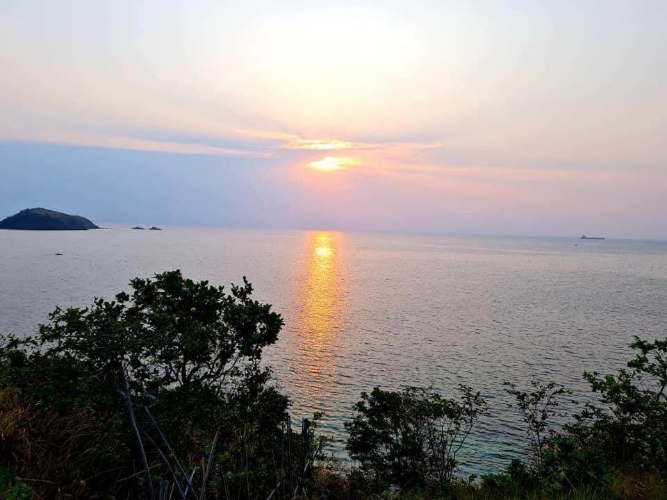 Masamirey Hilltop Cottage with Mini Pool and Beach Access & WIFI view 3