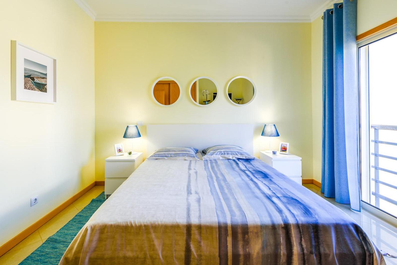 BnB Homes Ocean view Apartment with 3 spacious Terraces, 2 Swimming pools & Tennis court view 4