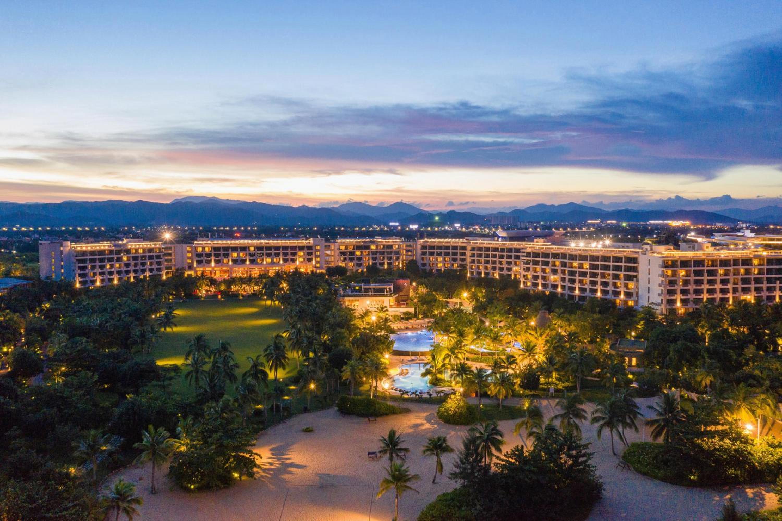 Hotel Shangri-La Sanya - Image 1