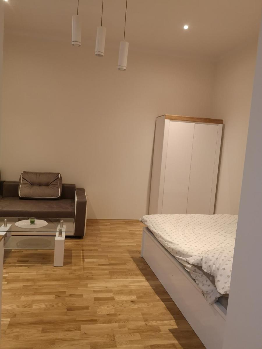Topolowa Apartament z klimatem- Topolowa/Rynek/PKP