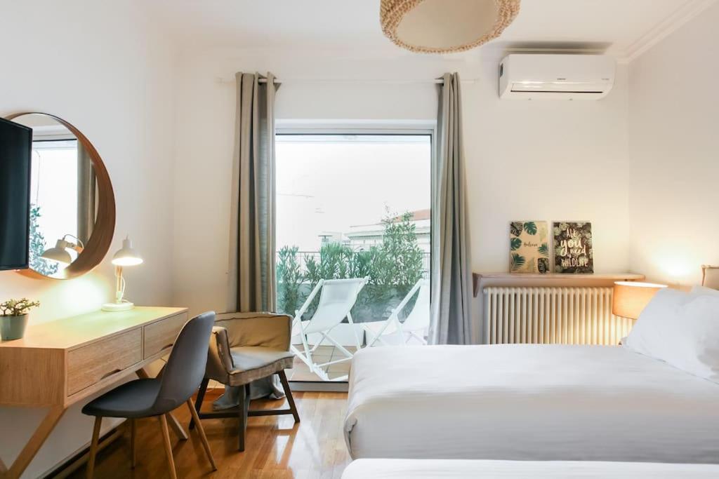 Acropolis Veranda Residence