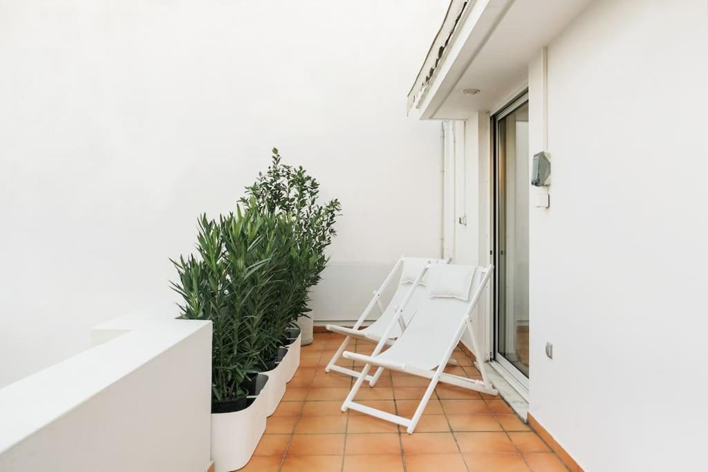 Acropolis Veranda Residence