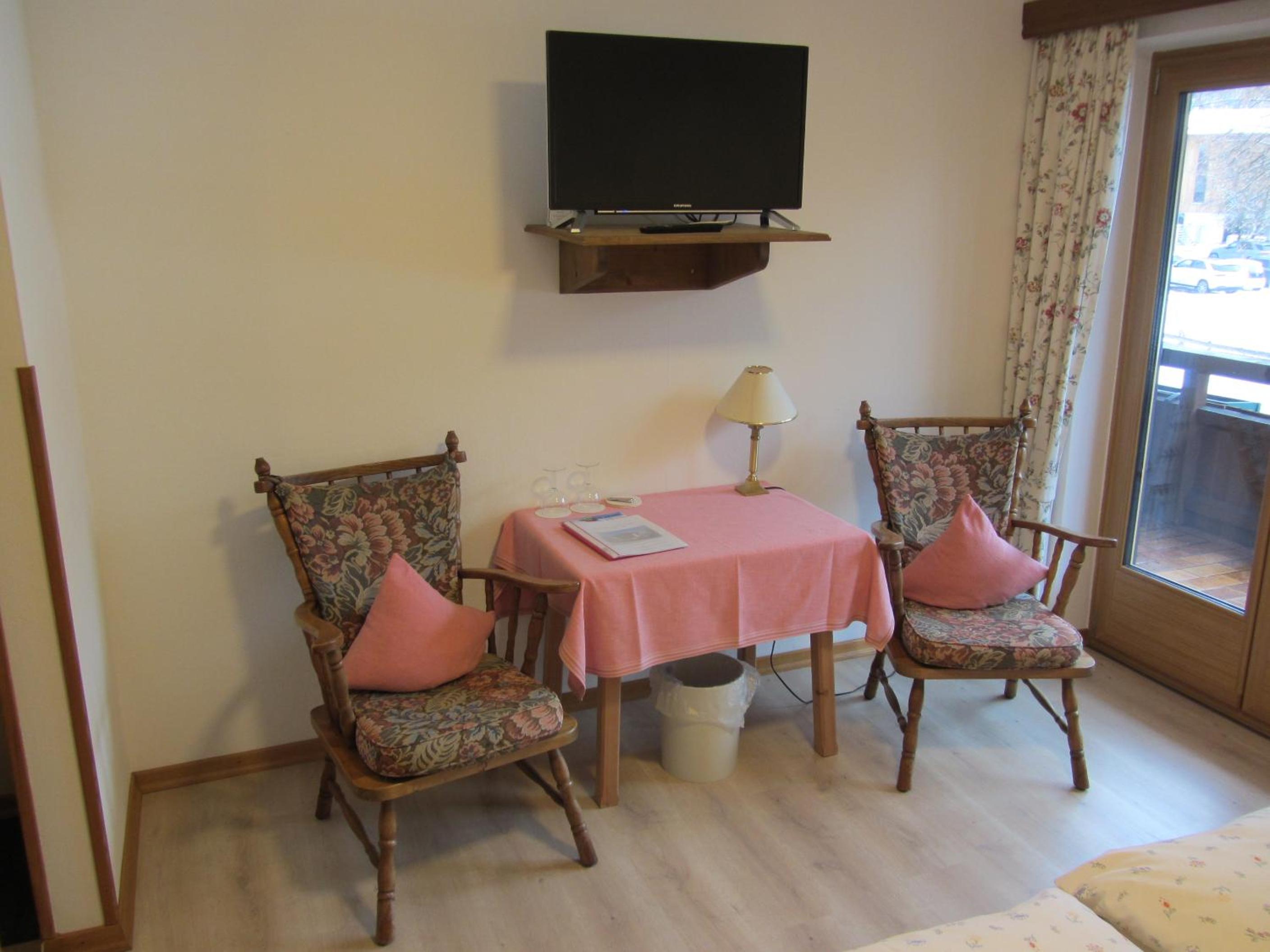 Hotel-Pension-Ostler