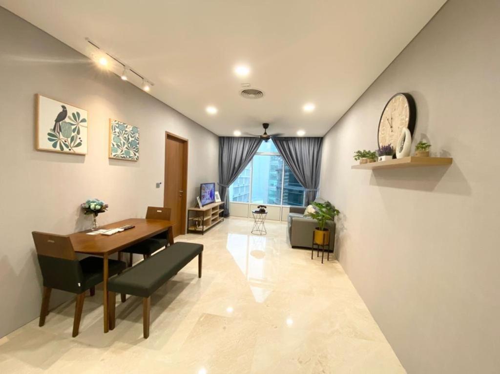Sky Suites KLCC by GENESIS