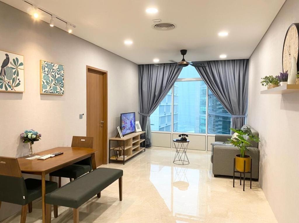 Sky Suites KLCC by GENESIS