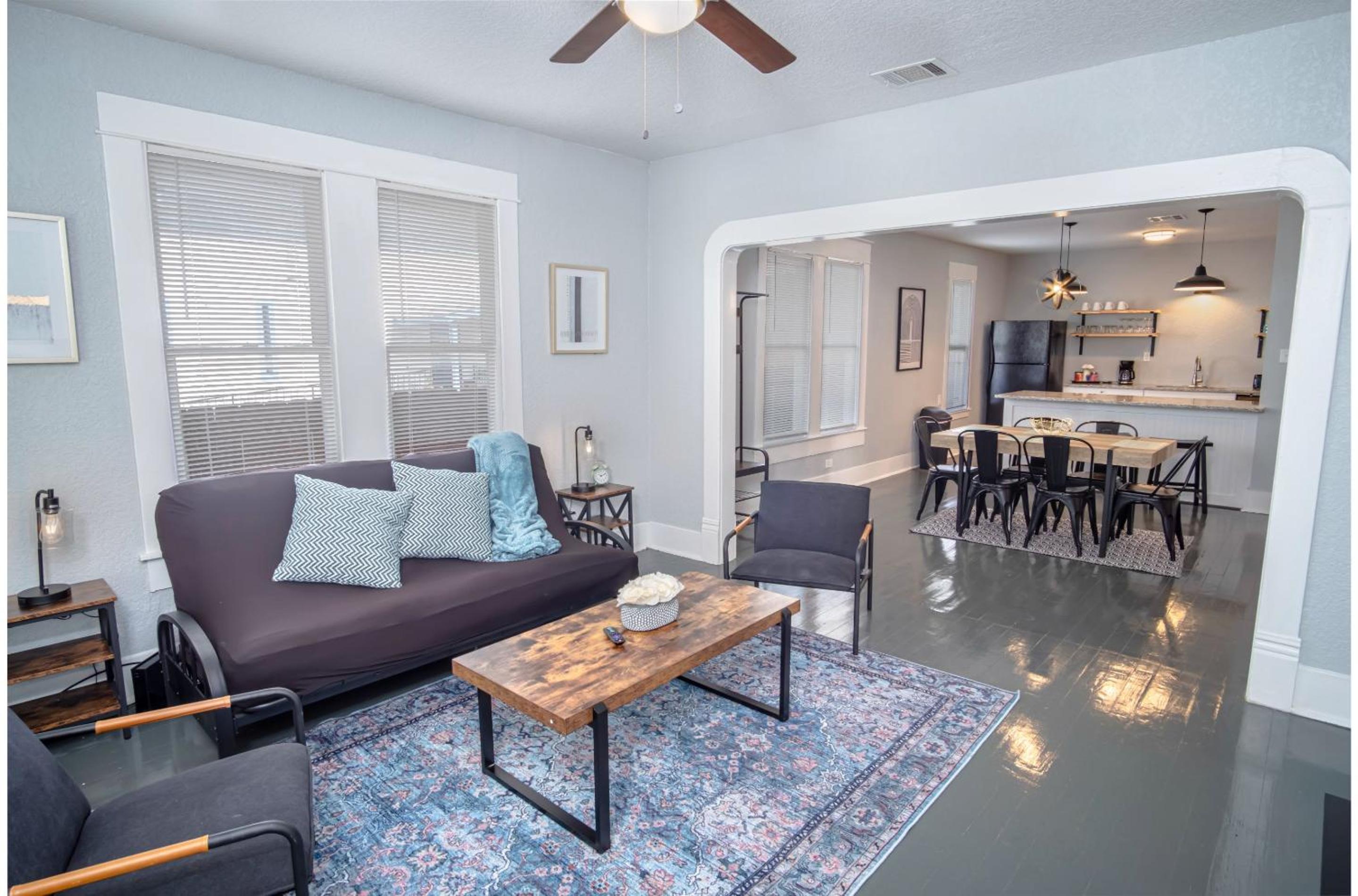 Wonderful 3 BR 2 BA Near Downtown view 5