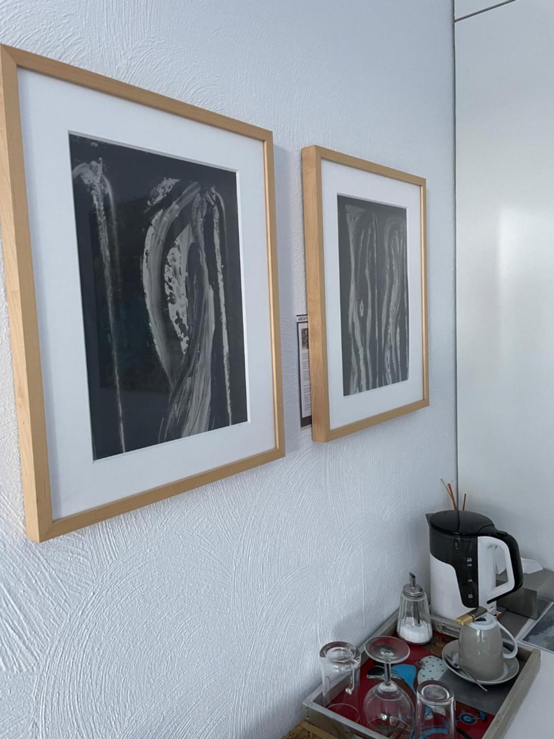 Room Art Lovers