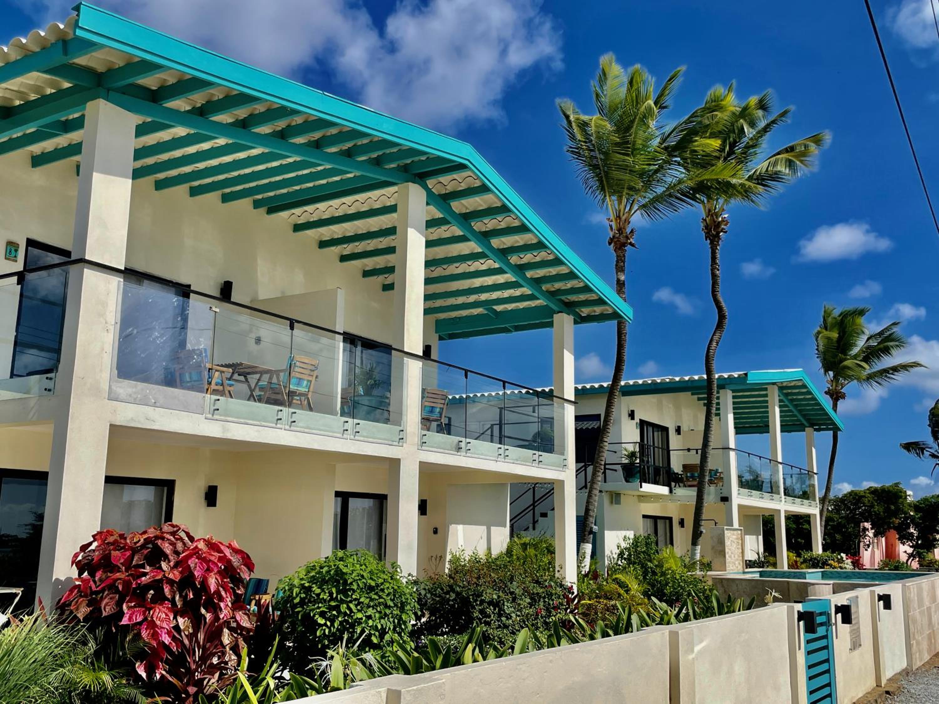 Vistalmar Ocean Suites