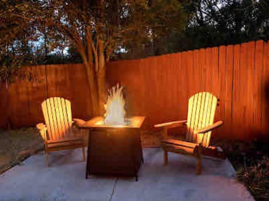 House In The Hills, Game Room, Fire Pit, Hot Tub view 3