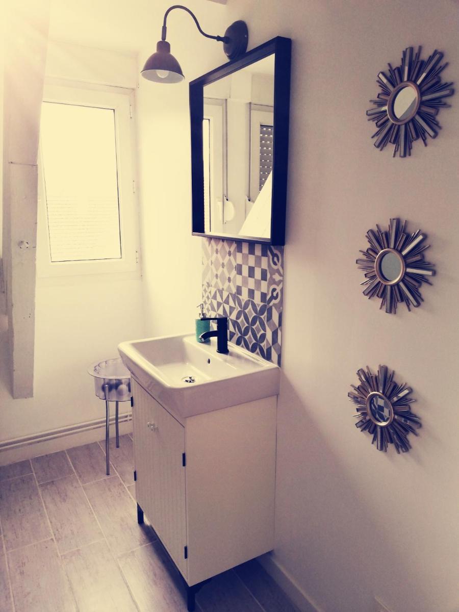 Suite 24