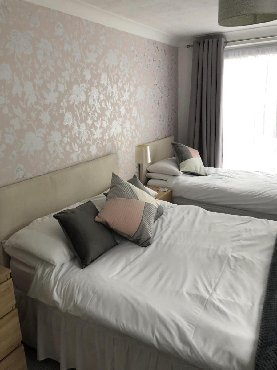 Basingstoke Vacations - Basingstoke En Suite Room in Garden Annex - Property Image 10