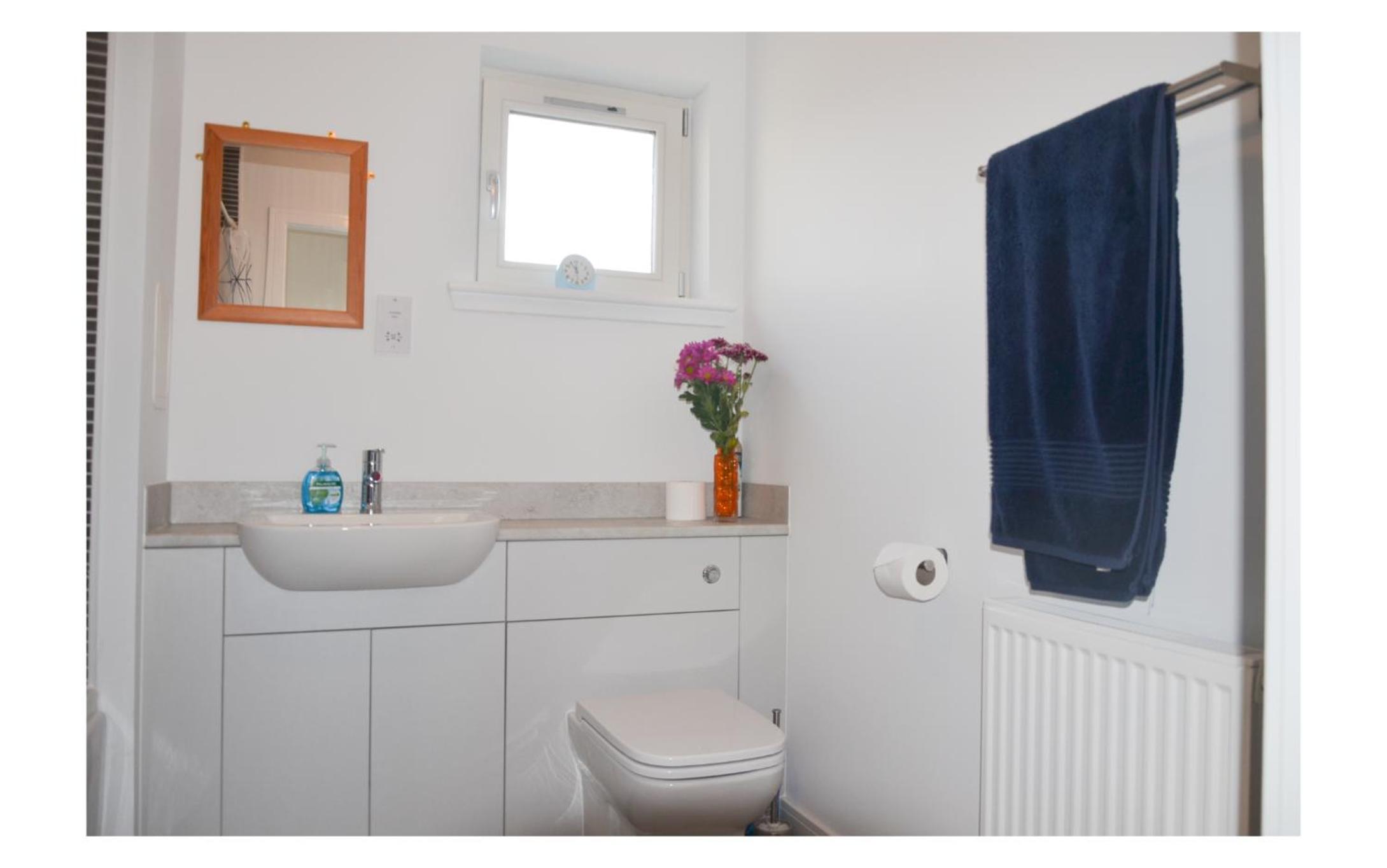 COASTAL COTTAGE ideal for golf, walking and cycling view 4