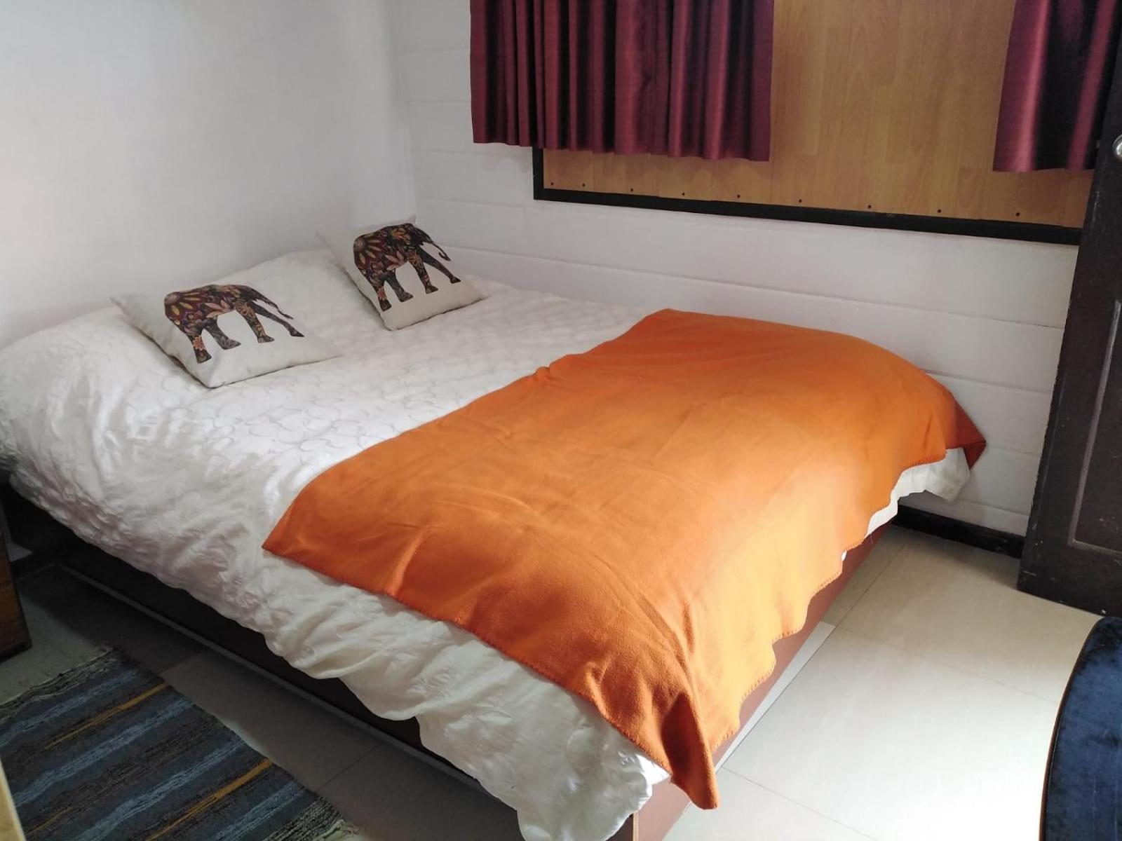 Hostal La Casa Barco