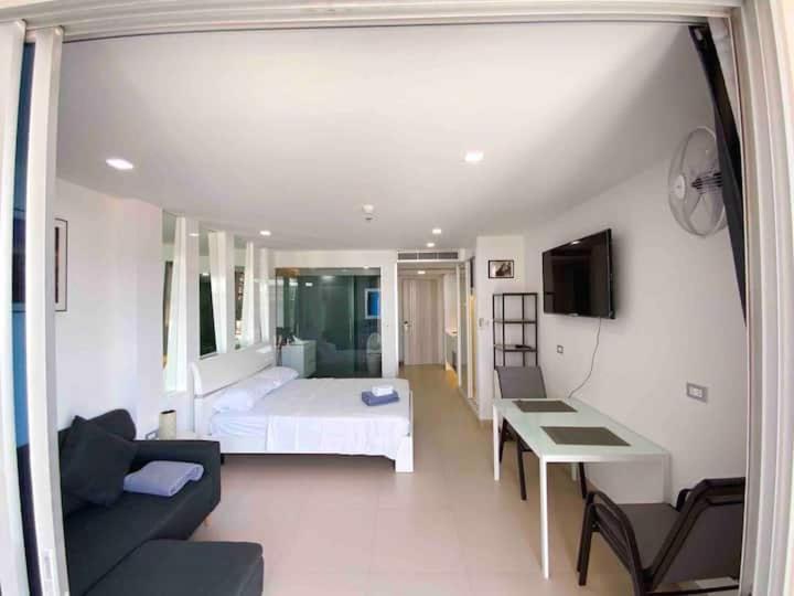 Photo 6