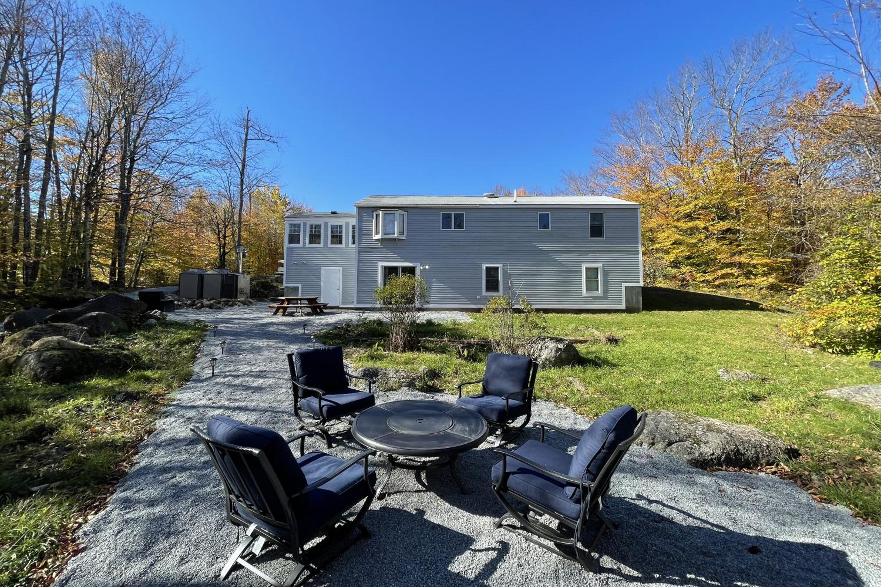 Spacious, Sunny Lake House! Close to ski trails. view 2