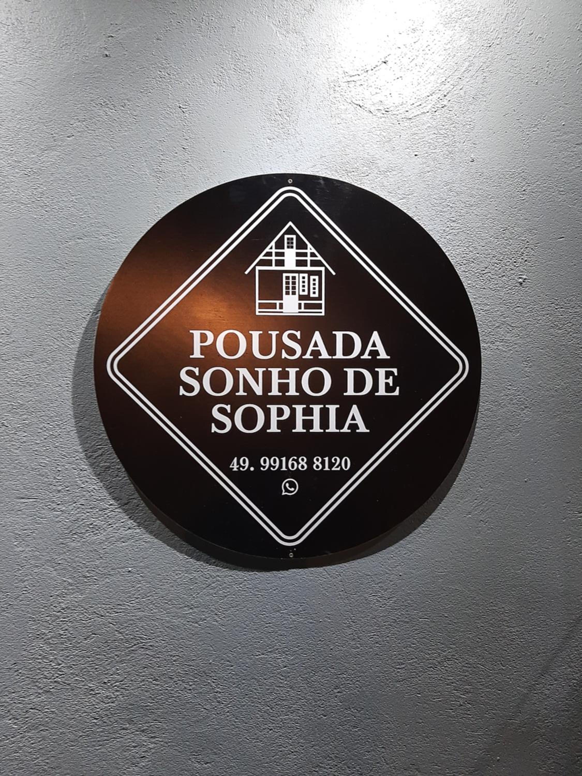 Pousada Sonho de Sophia em frente a Igreja Matriz