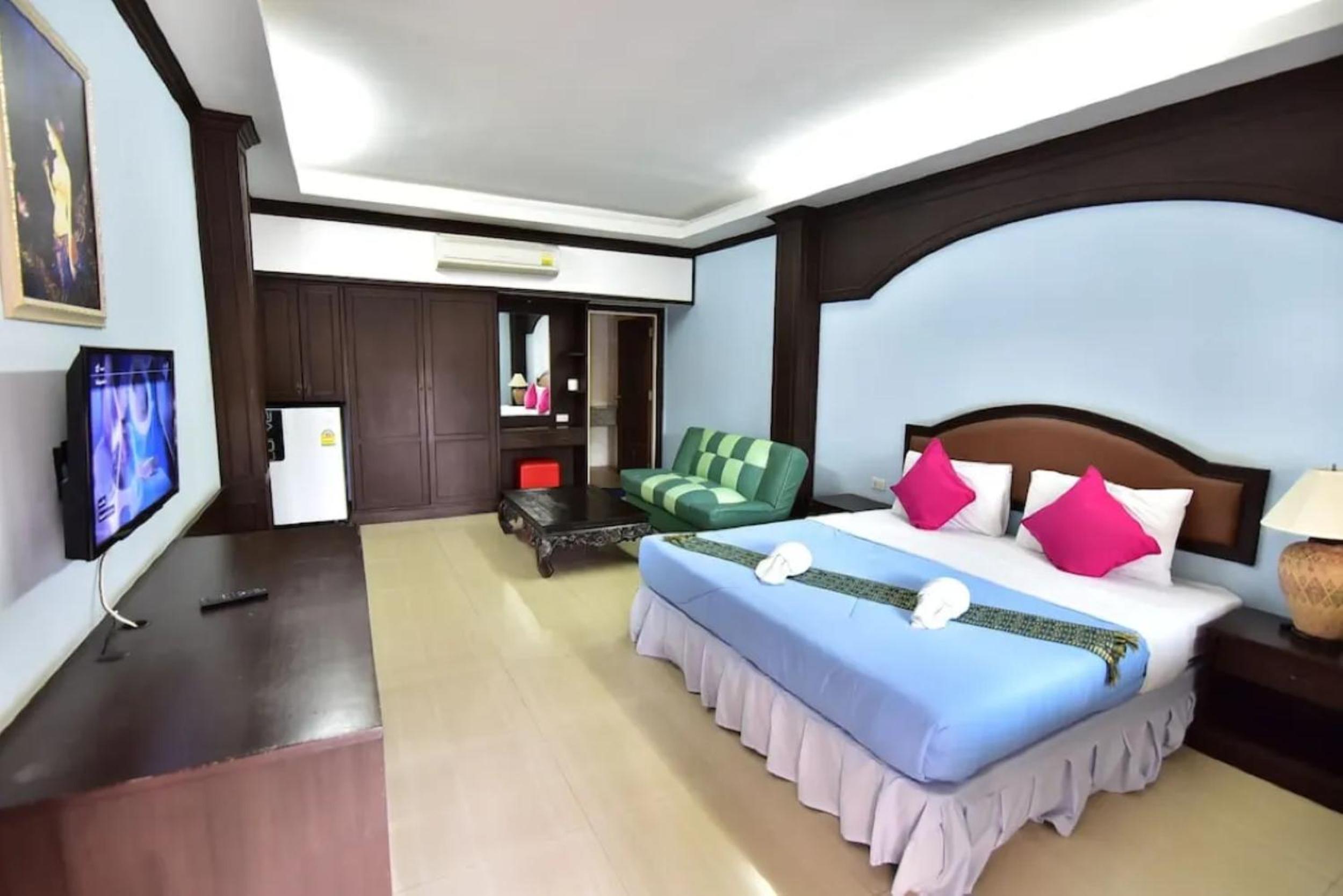 Ampan Resort & Apartment