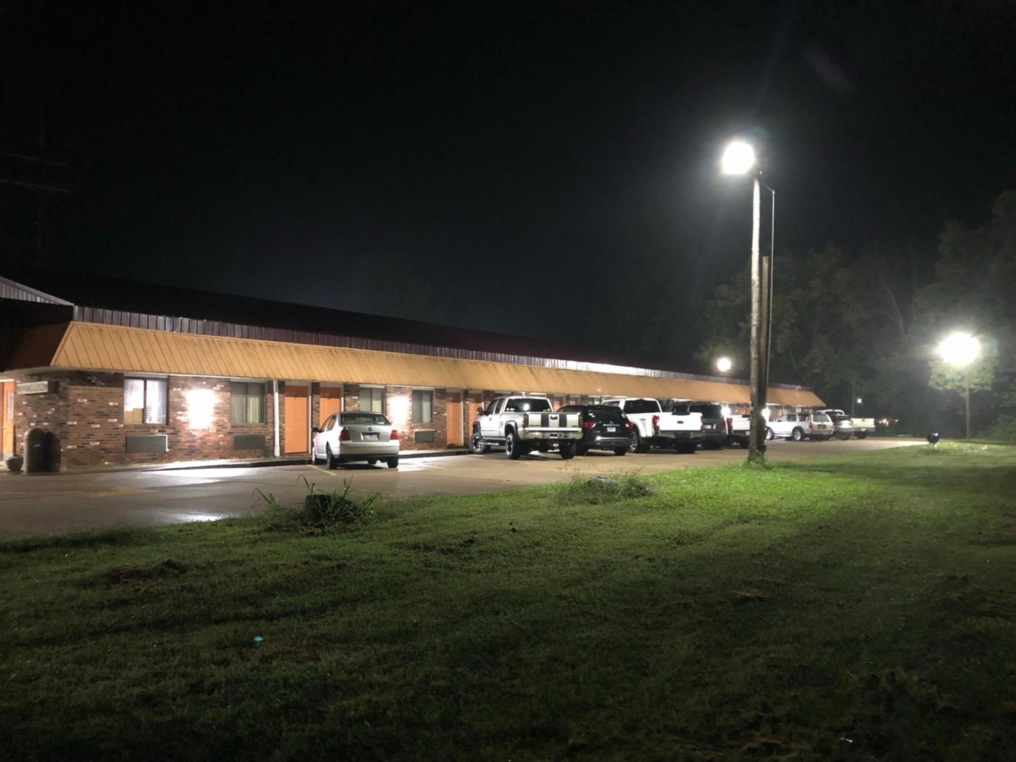 Budget Host Inn