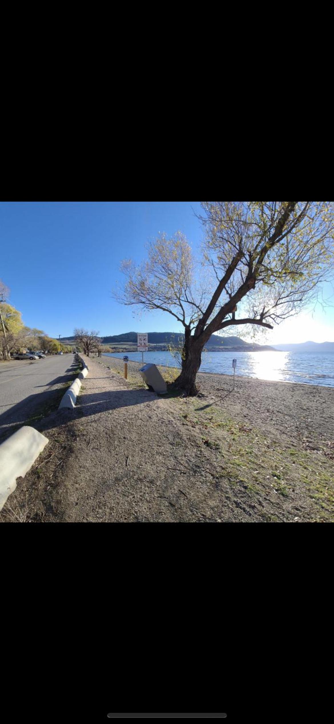 Vernon Vacations - Top Floor on Okanagan Lake with AC  Heated Pool - Property Image 3