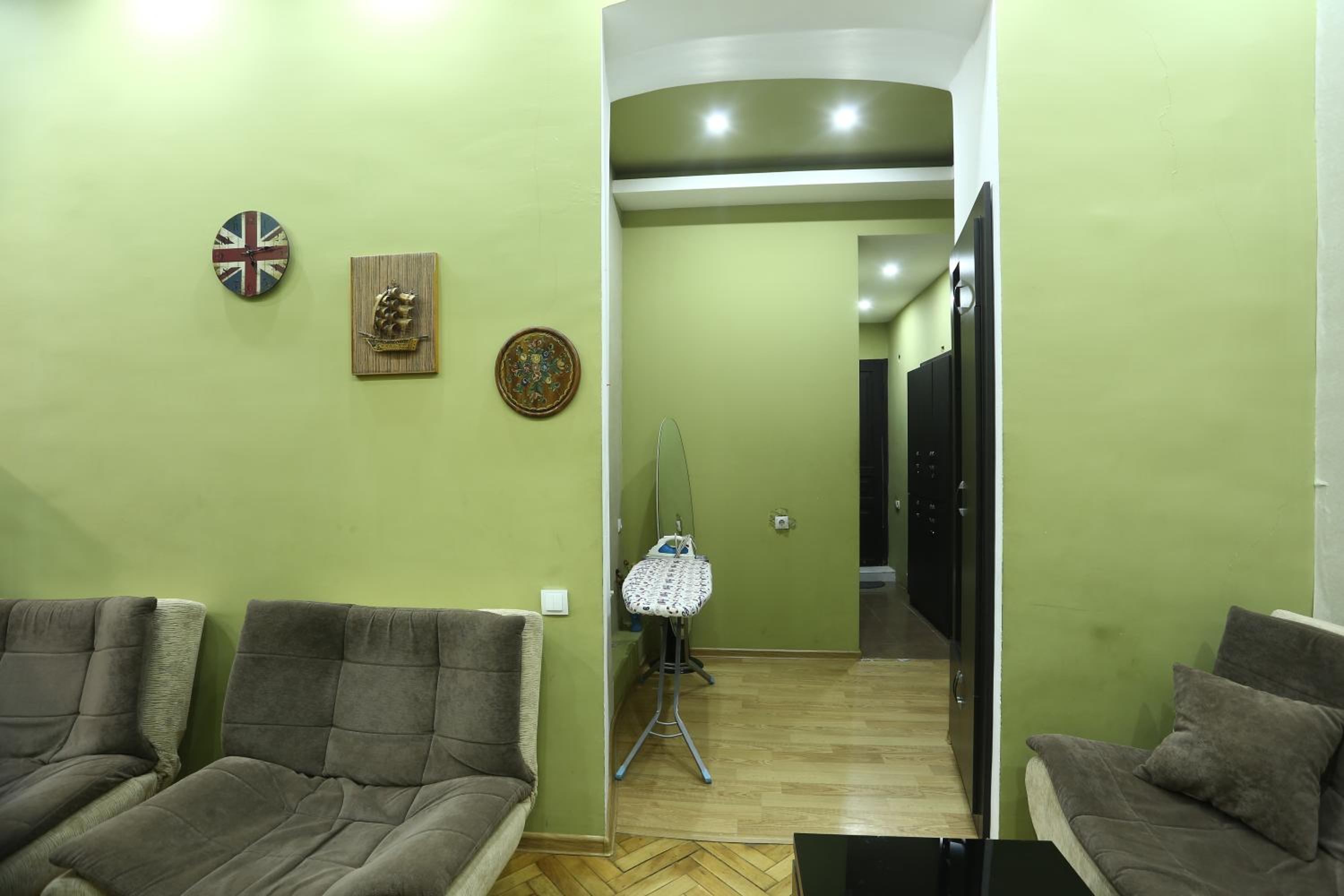 Photo 12