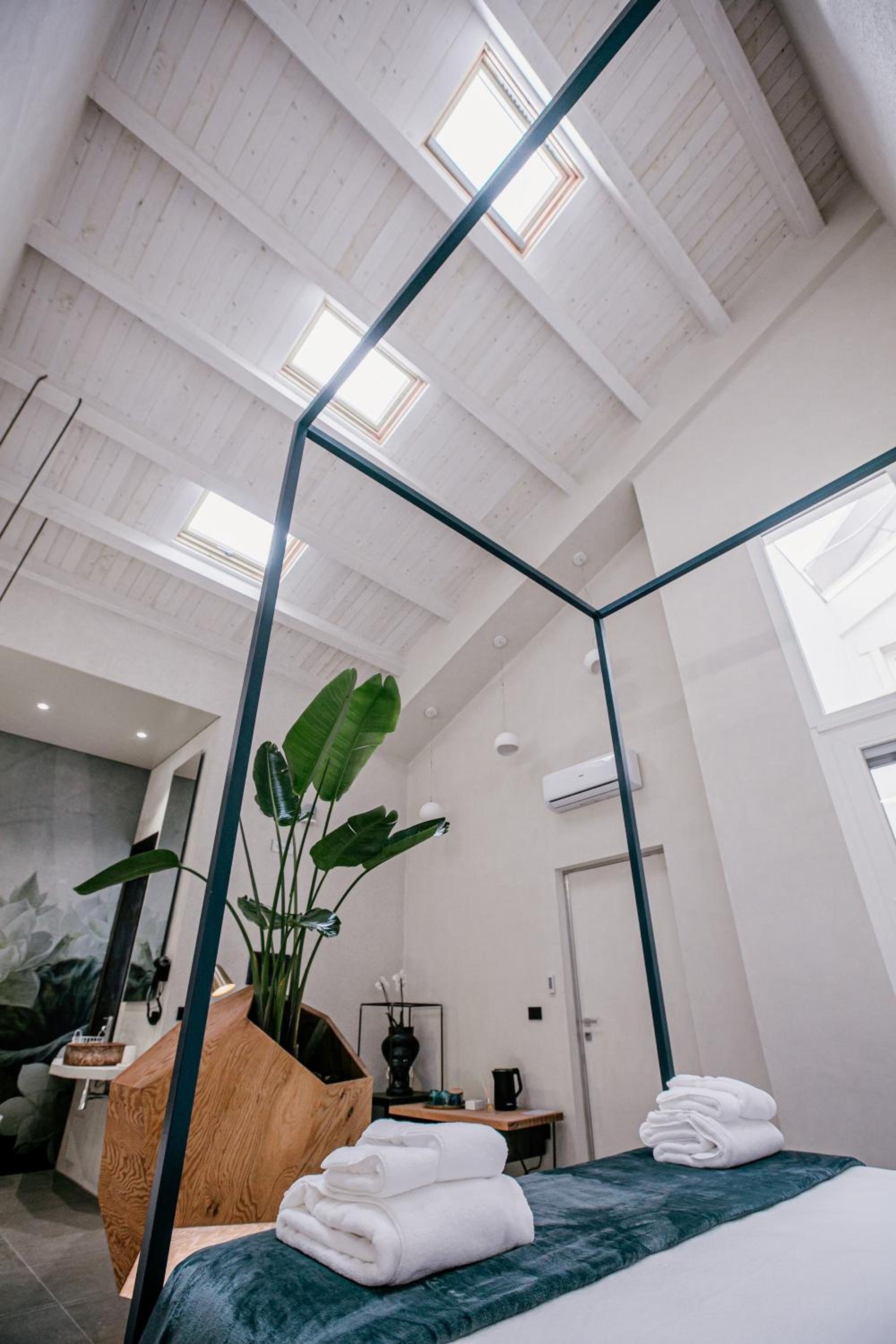 FICOPALA SUITES